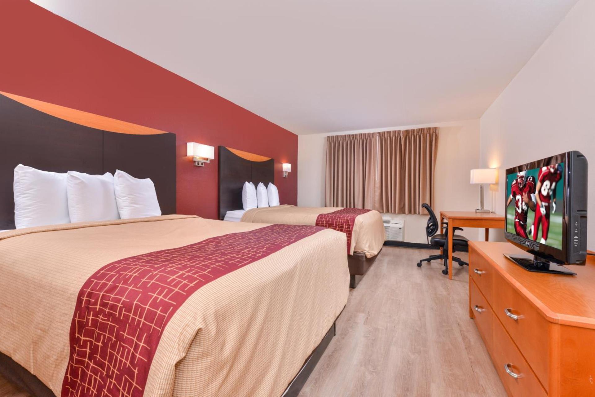 Red Roof Inn & Suites Danville, IL photo 19