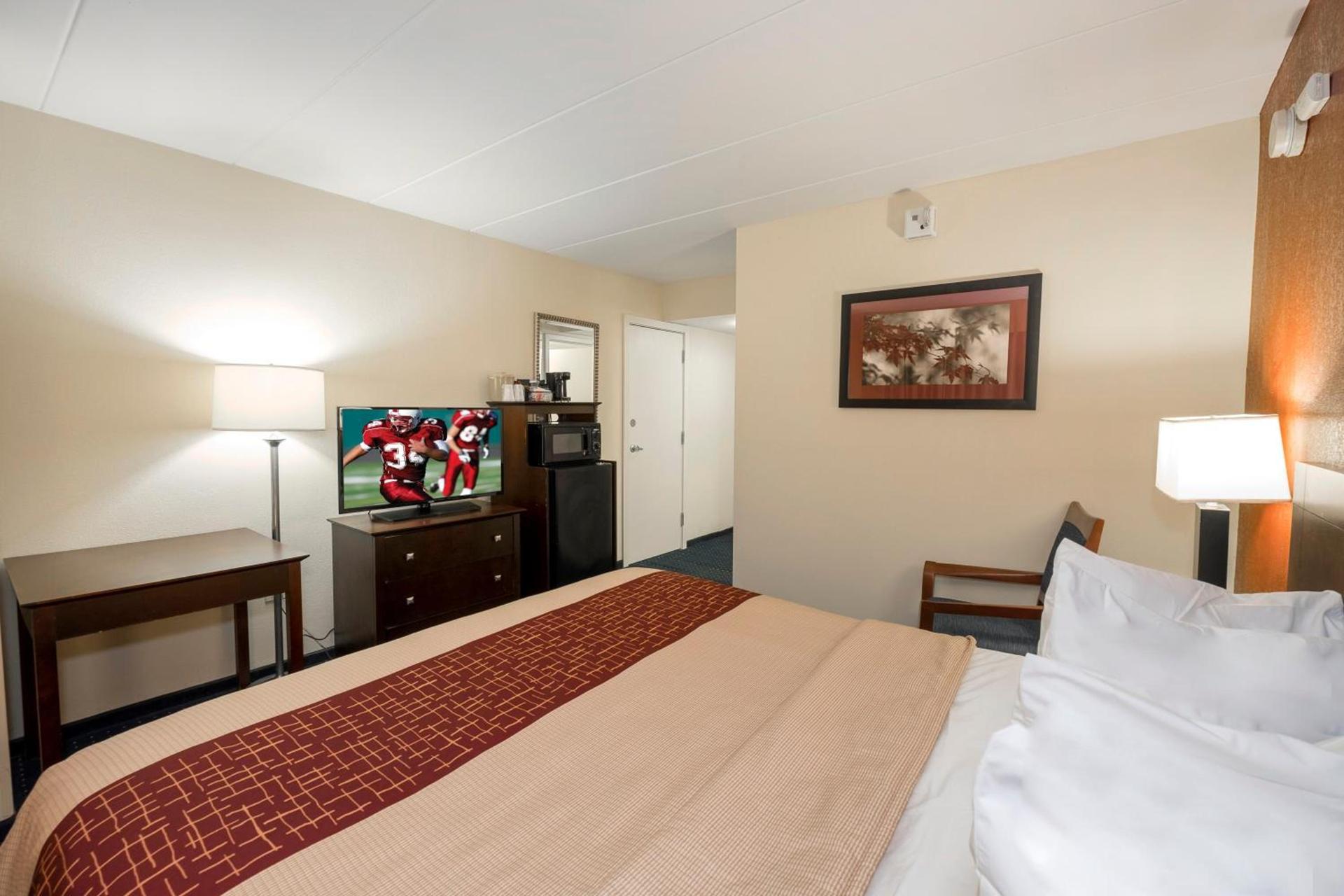 Red Roof Inn Annapolis photo 22
