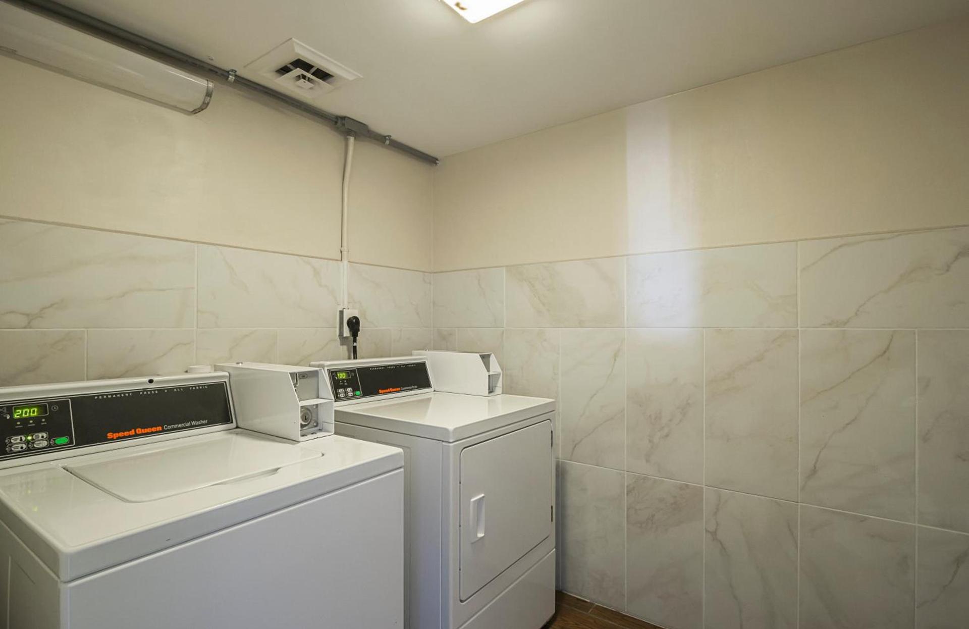 Red Roof Inn & Suites Scottsboro photo 15