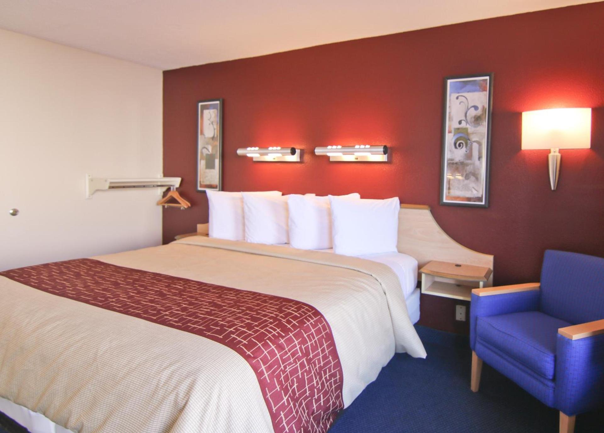 Red Roof Inn Somerset, KY photo 16