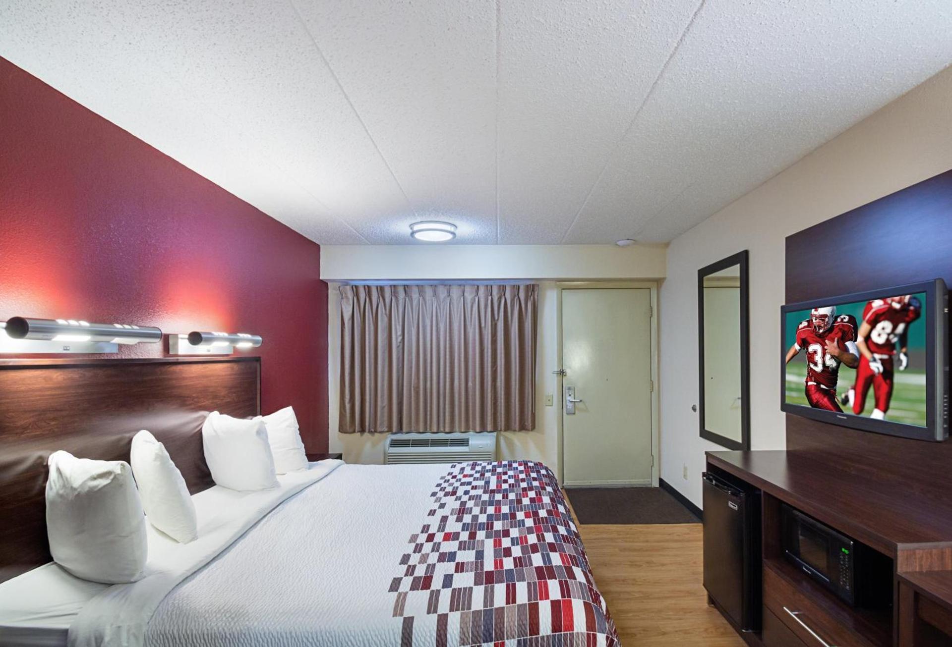 Red Roof Inn Cincinnati East - Beechmont photo 22