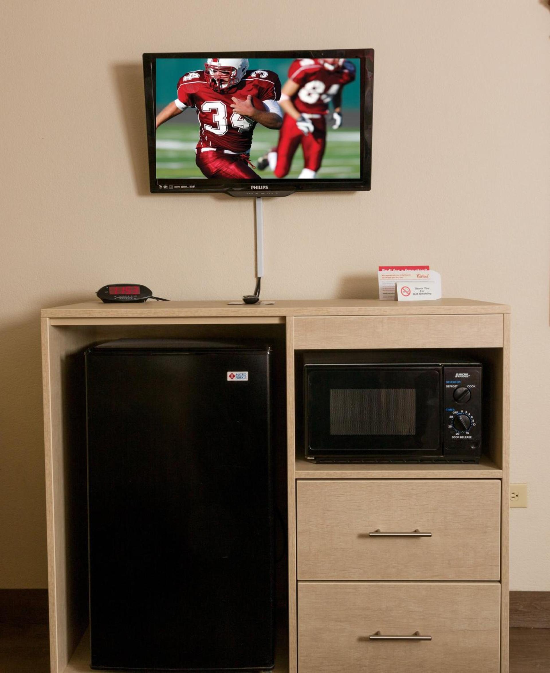 Red Roof Inn & Suites Pigeon Forge Parkway photo 28
