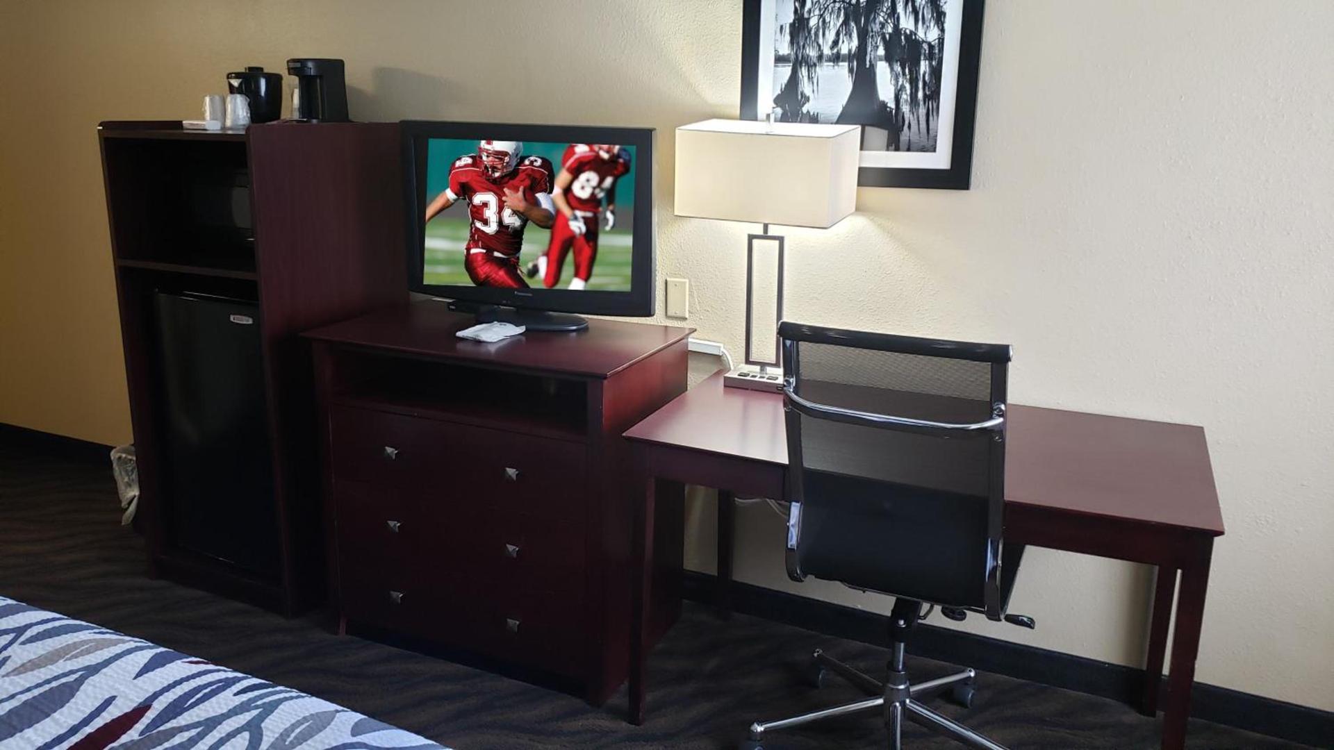 Red Roof Inn Port Allen West LSU Stadium photo 13