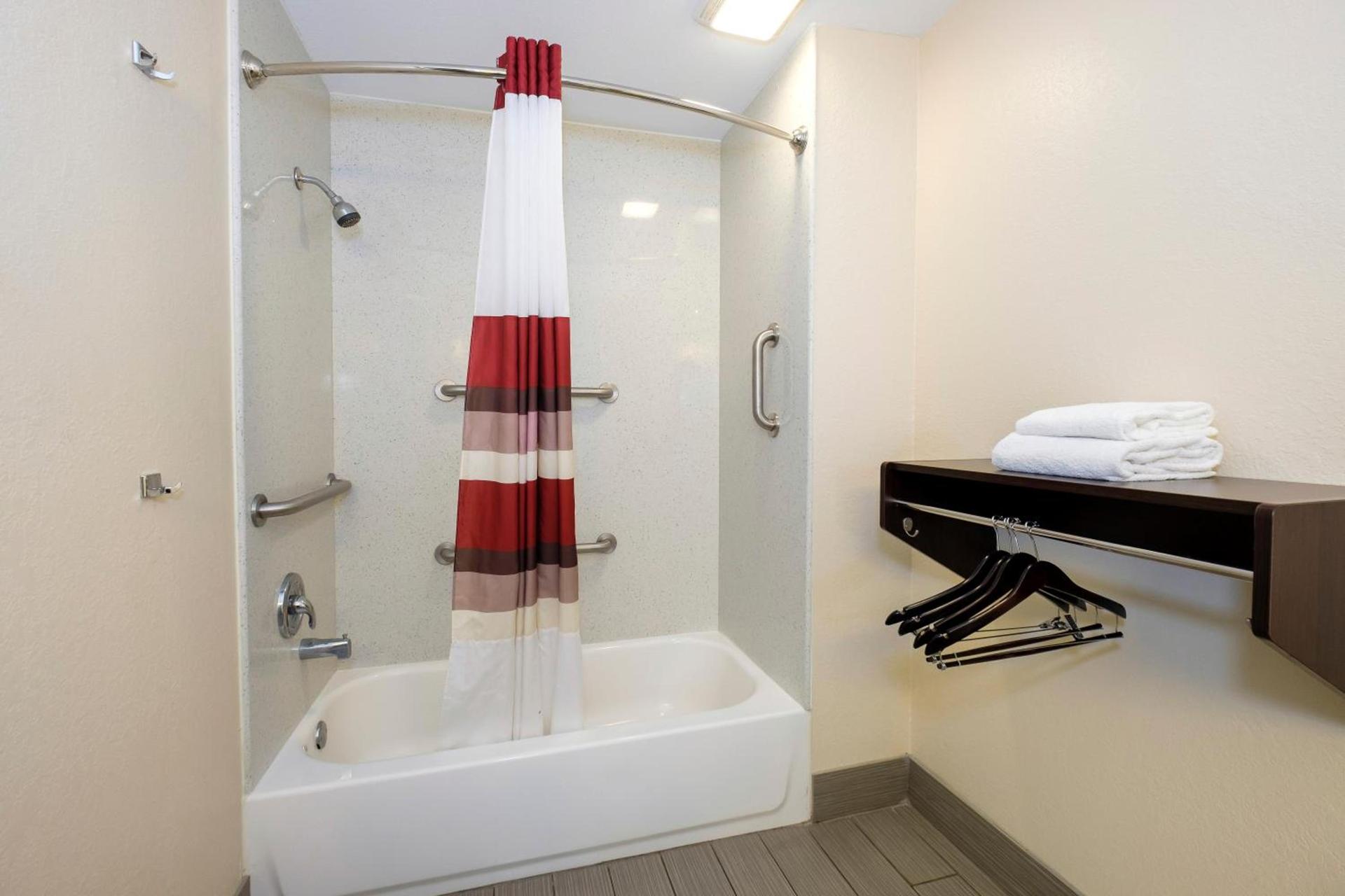 Quality Inn photo 42