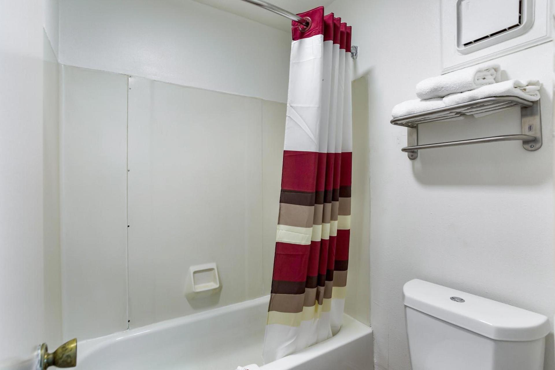 Red Roof Inn Monteagle - I-24 photo 28