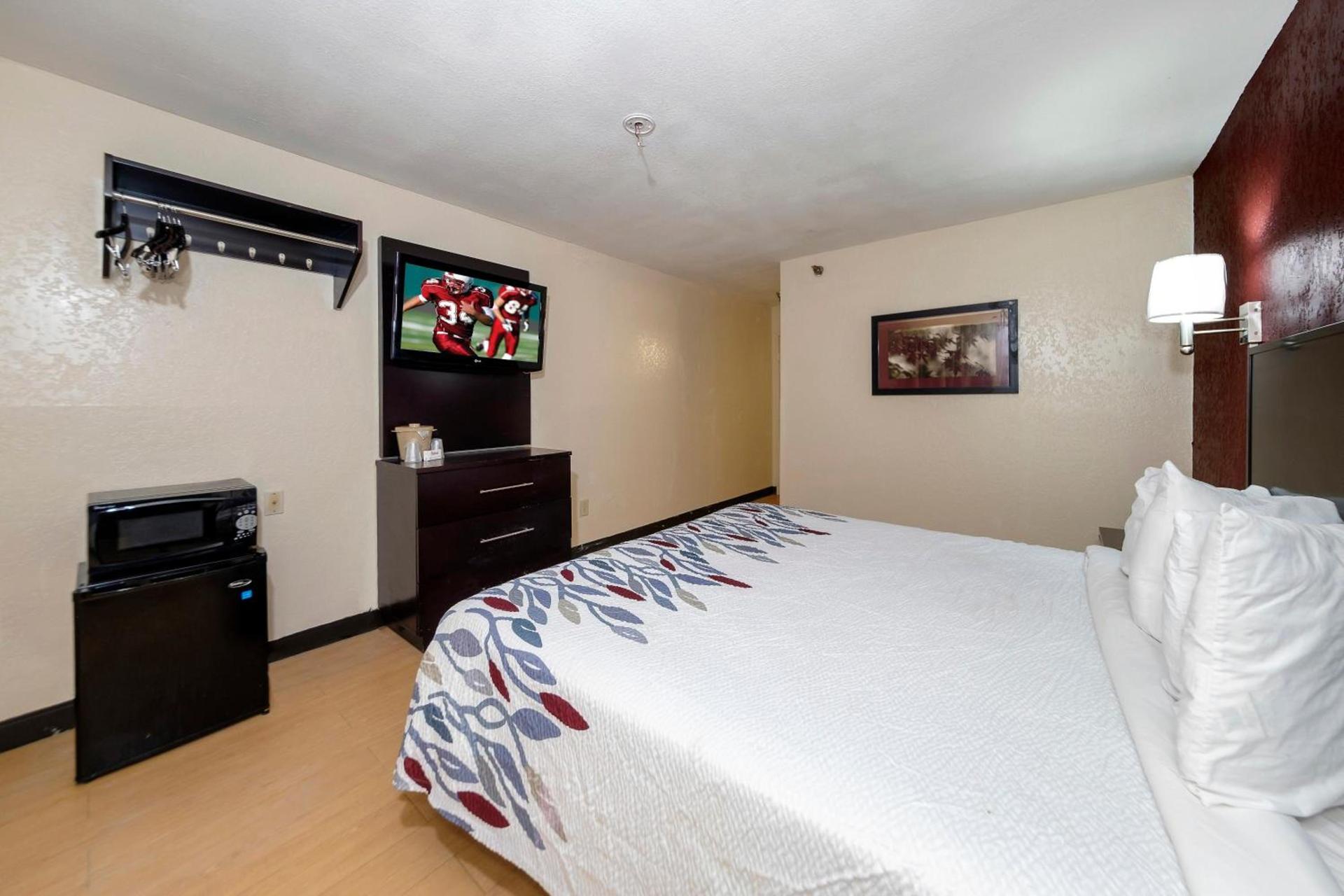 Red Roof Inn Jacksonville - Cruise Port photo 31
