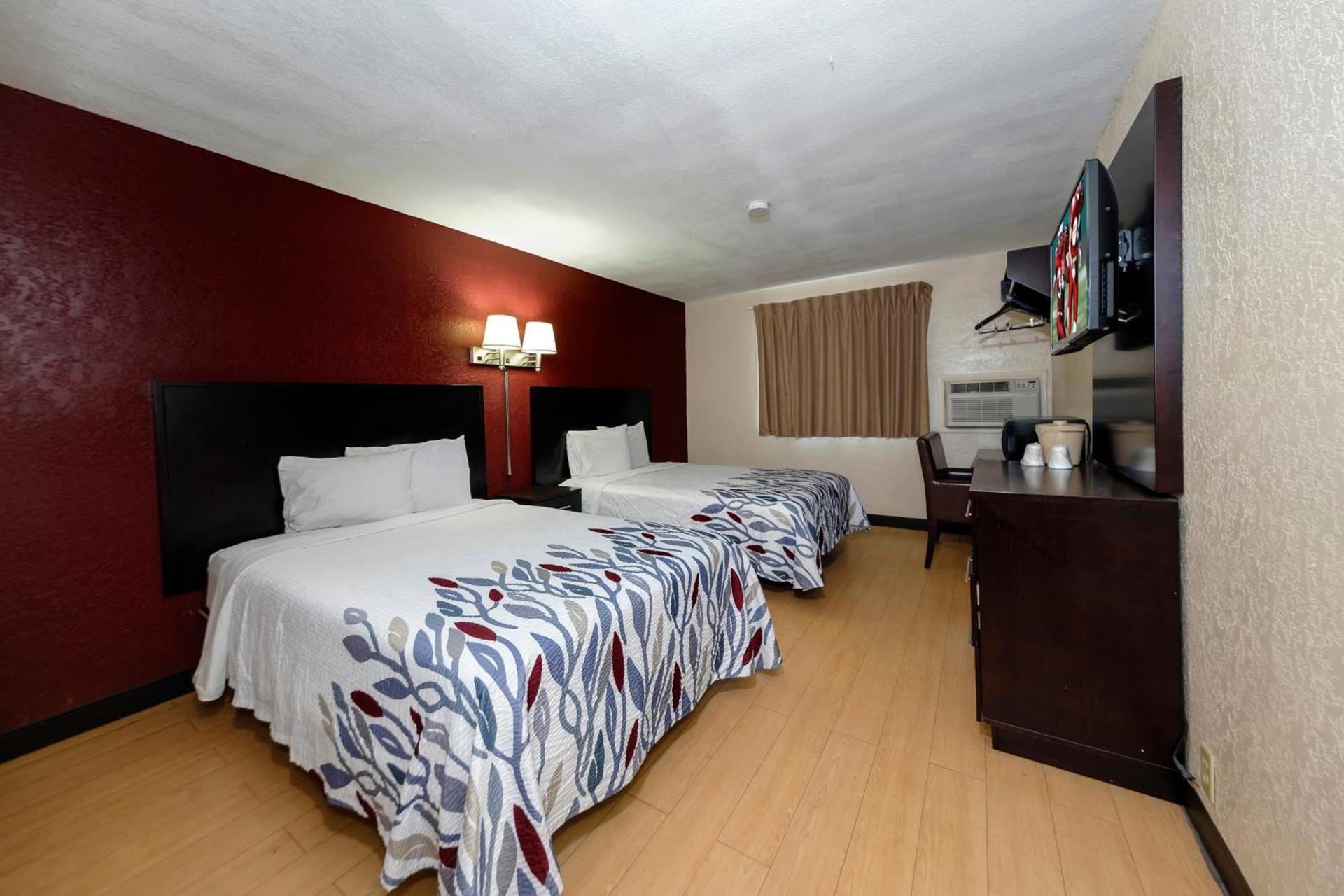 Red Roof Inn Jacksonville - Cruise Port photo 13