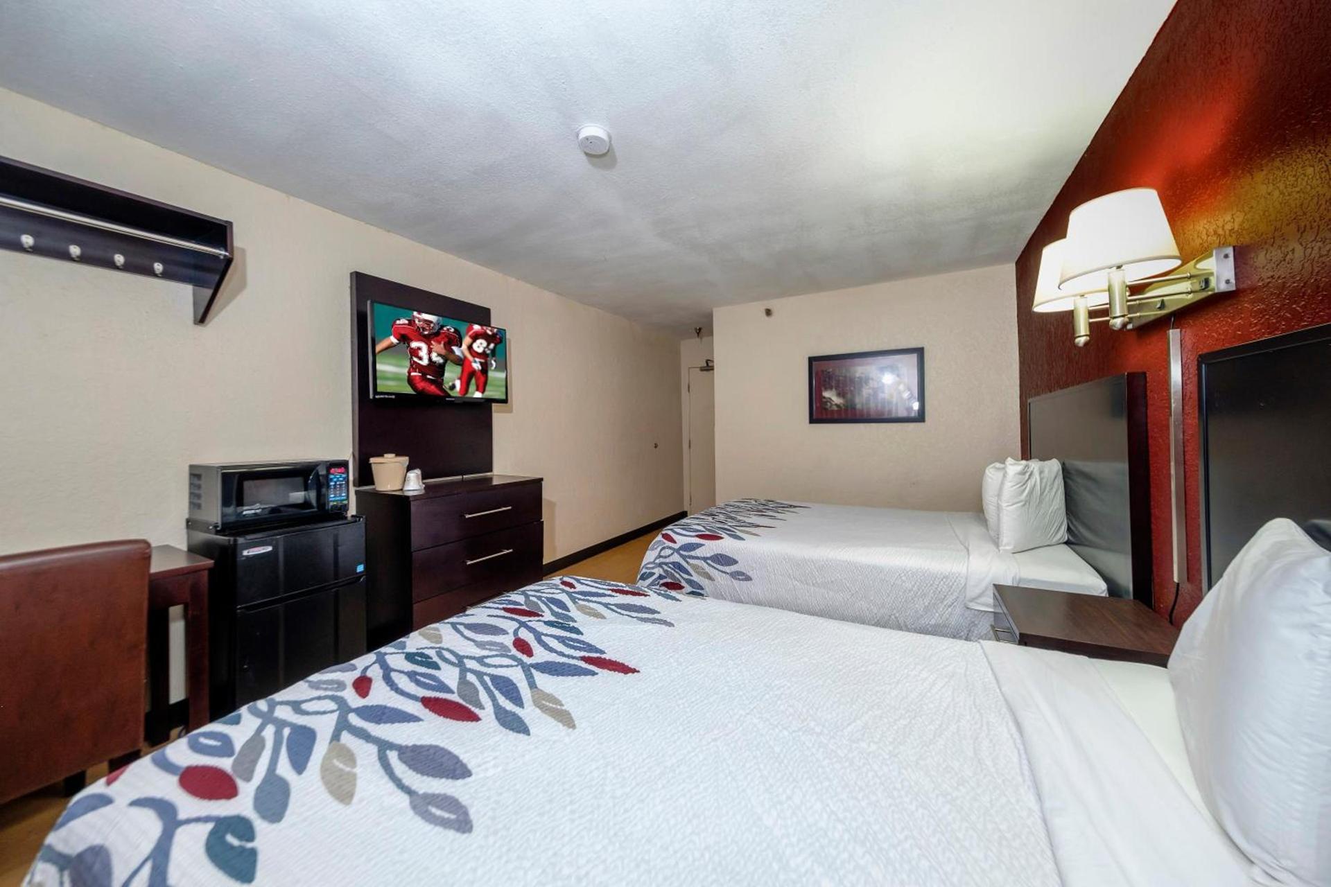 Red Roof Inn Jacksonville - Cruise Port photo 16