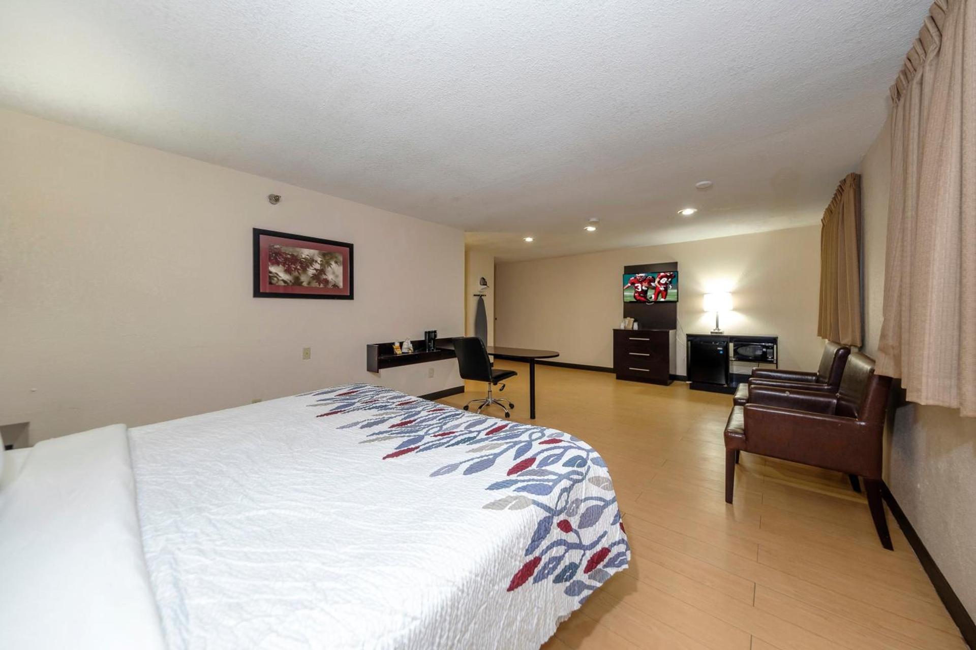 Red Roof Inn Jacksonville - Cruise Port photo 10