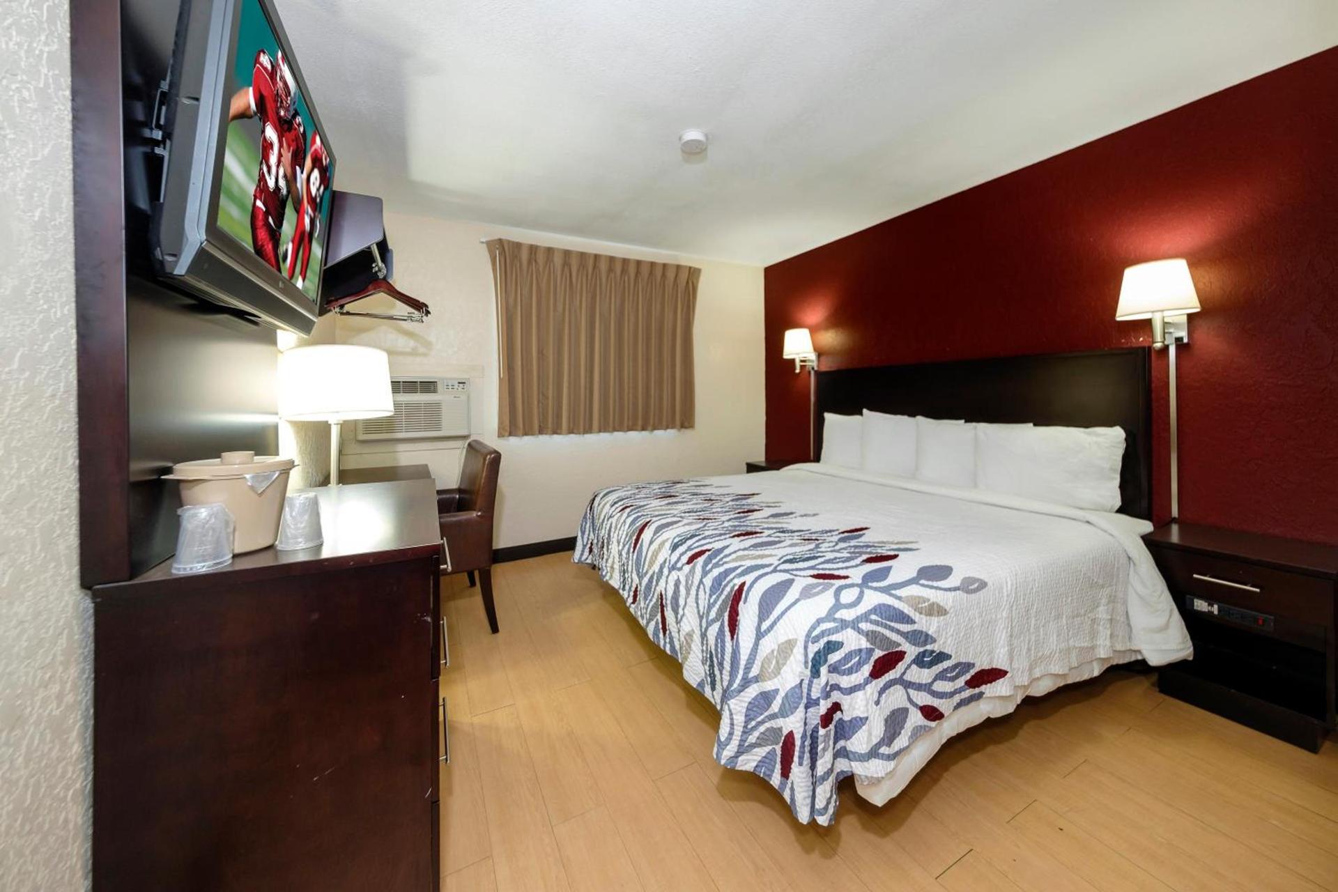 Red Roof Inn Jacksonville - Cruise Port photo 24