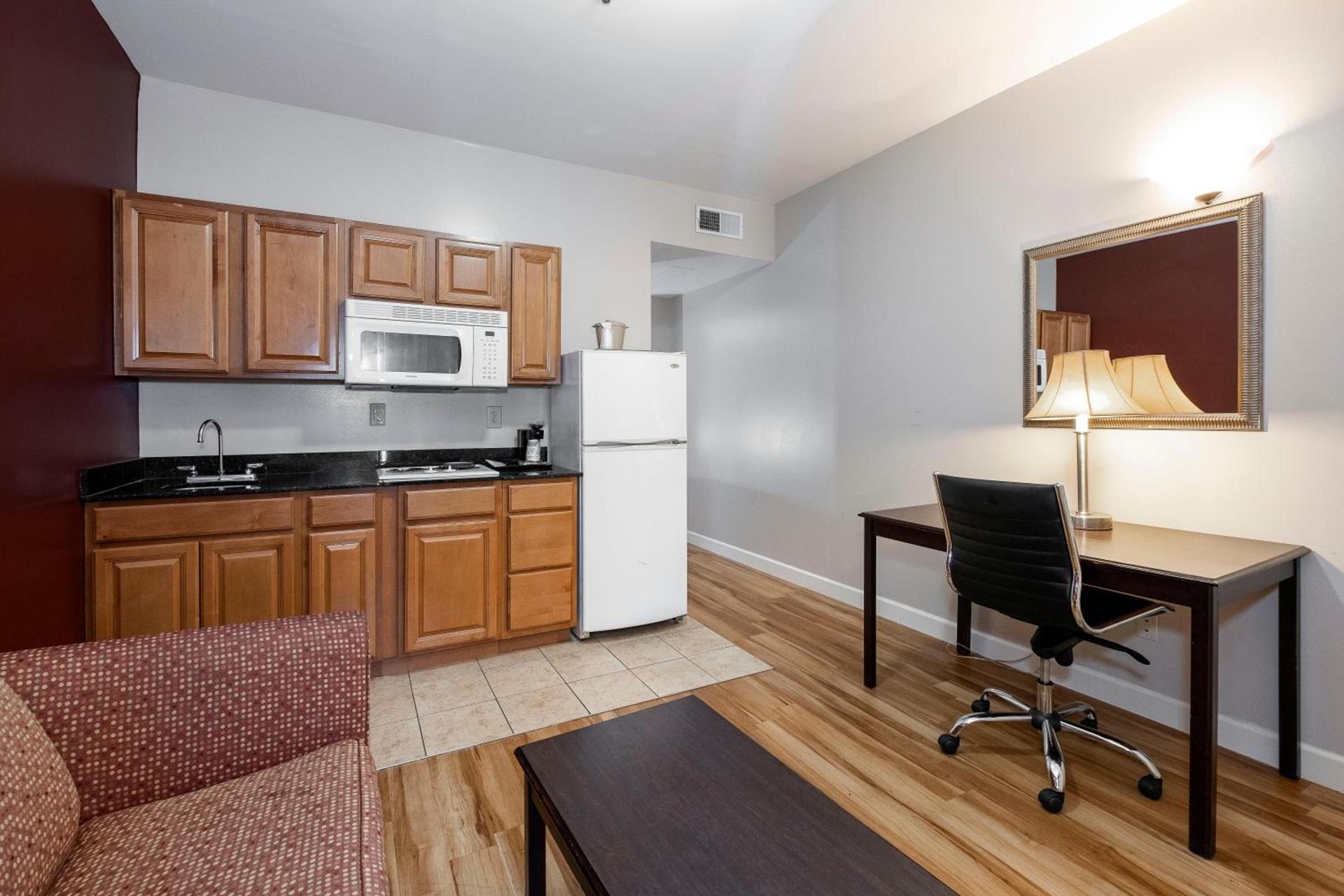 Red Roof Inn & Suites Wilson photo 29
