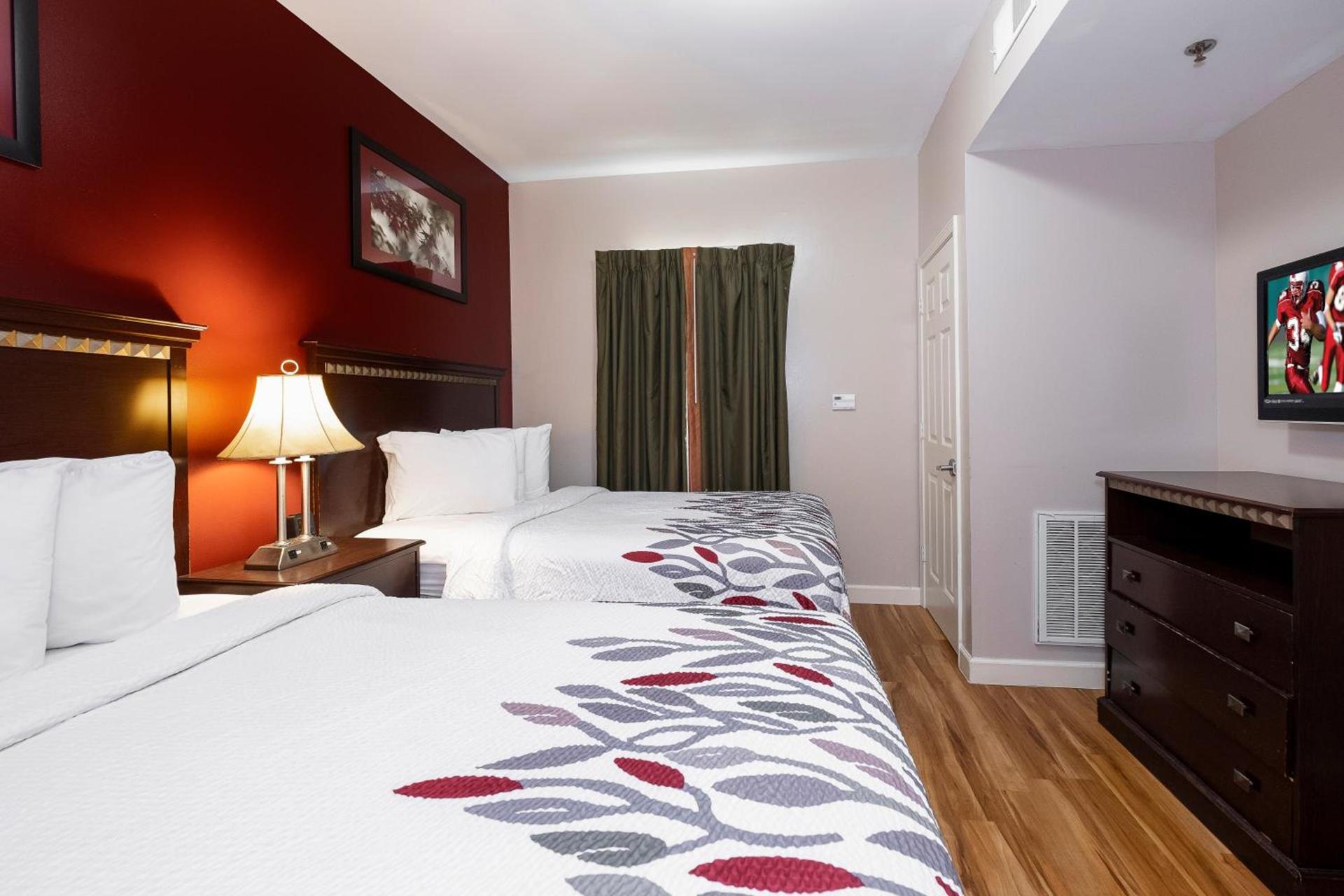 Red Roof Inn & Suites Wilson photo 23