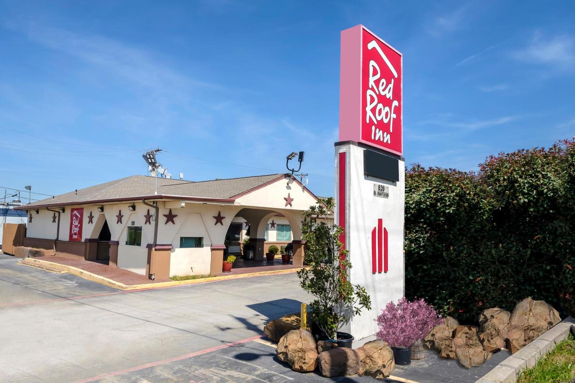Red Roof Inn Arlington - Entertainment District photo 1