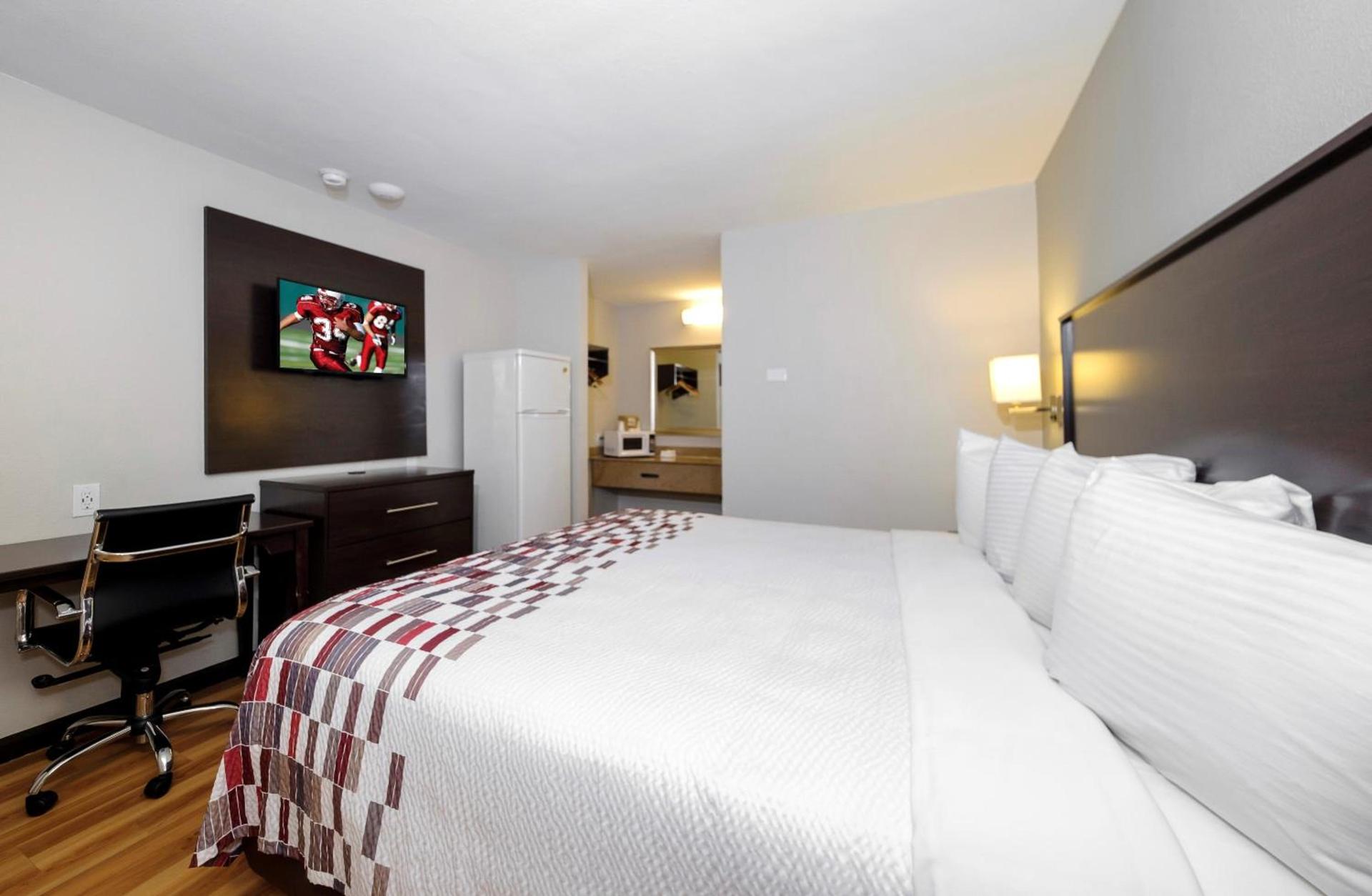 Red Roof Inn Arlington - Entertainment District photo 23