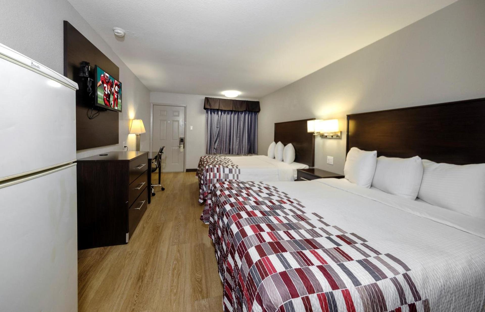 Red Roof Inn Arlington - Entertainment District photo 21