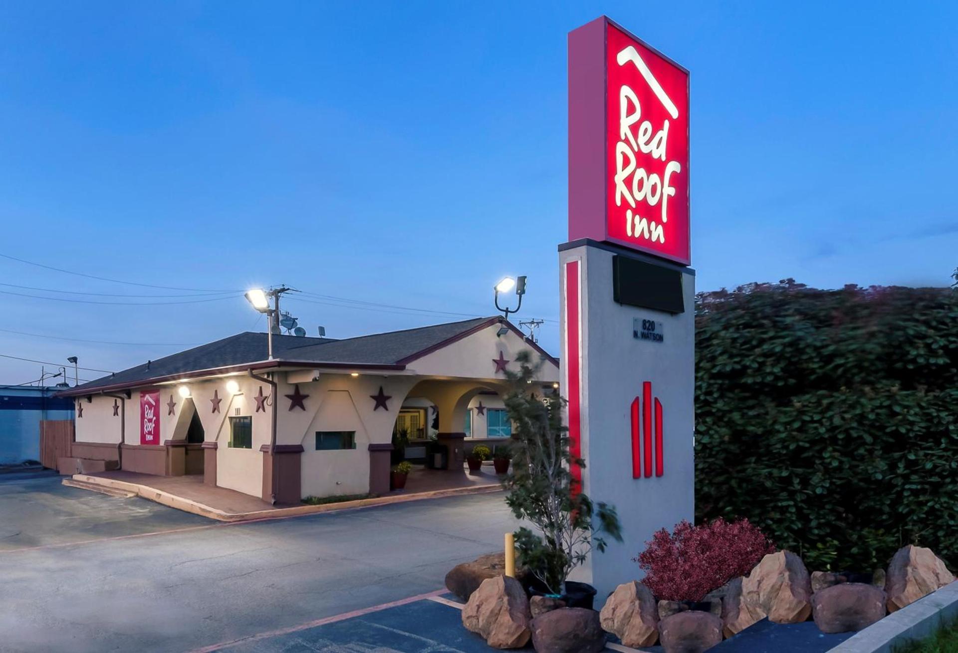 Red Roof Inn Arlington - Entertainment District photo 3