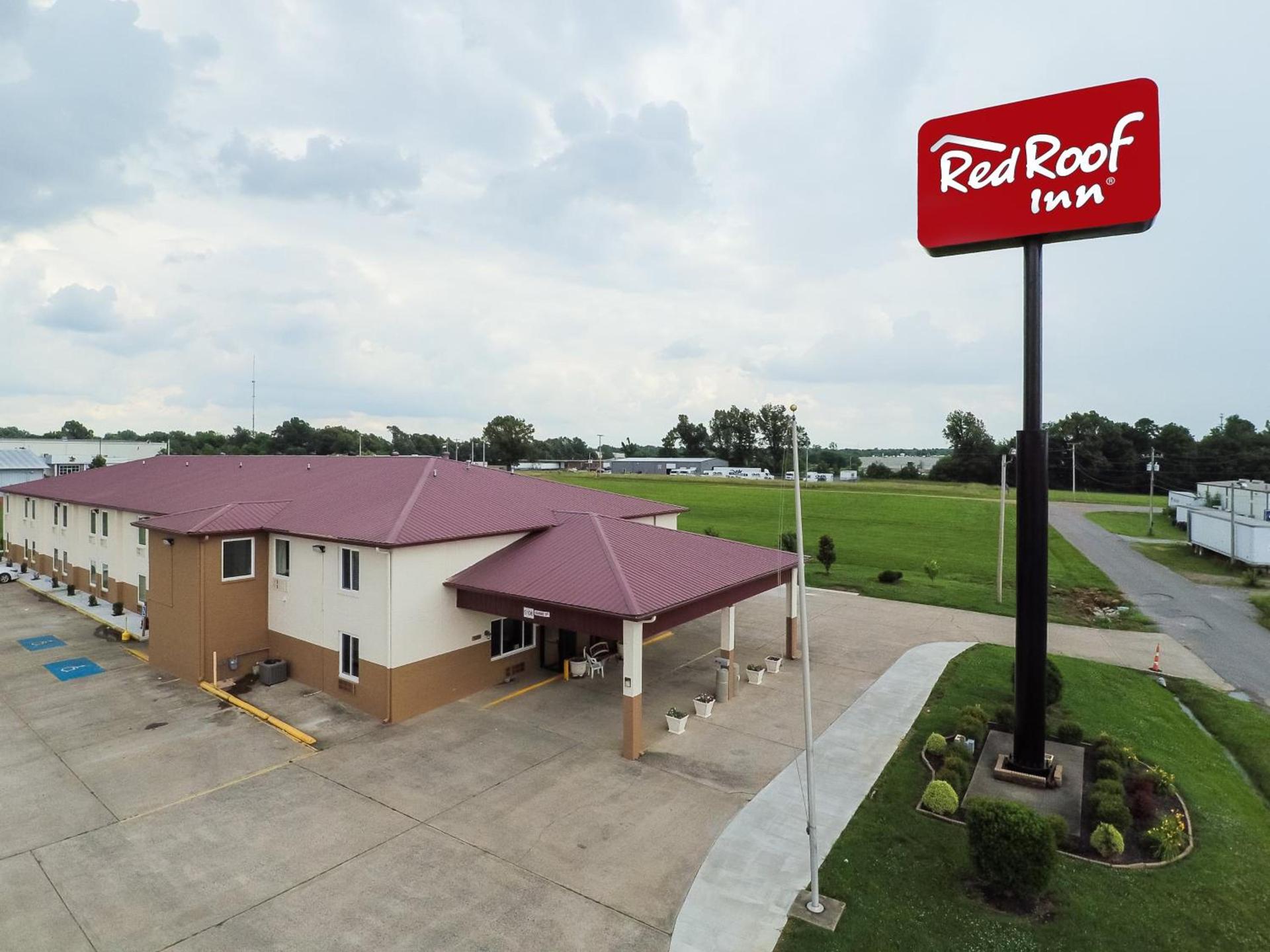 Red Roof Inn Paducah photo 2