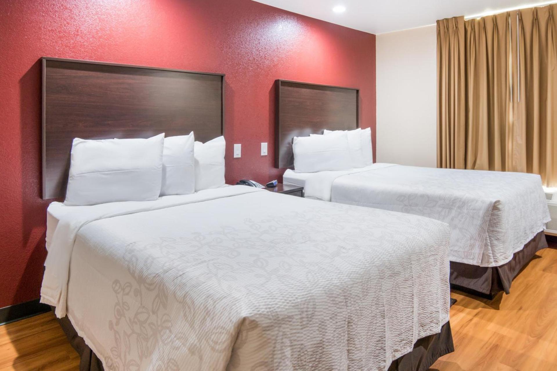 Red Roof Inn PLUS+ Fort Worth - Burleson photo 20