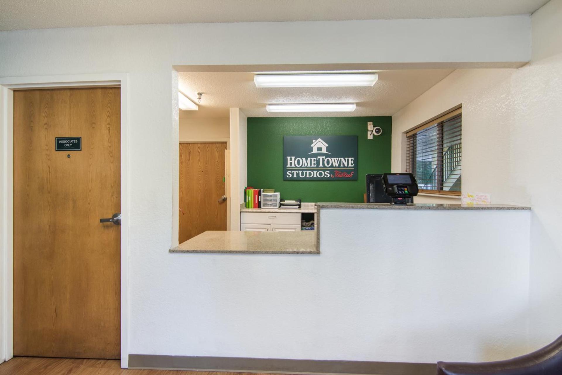 Suburban Studios Durham-Raleigh photo 14