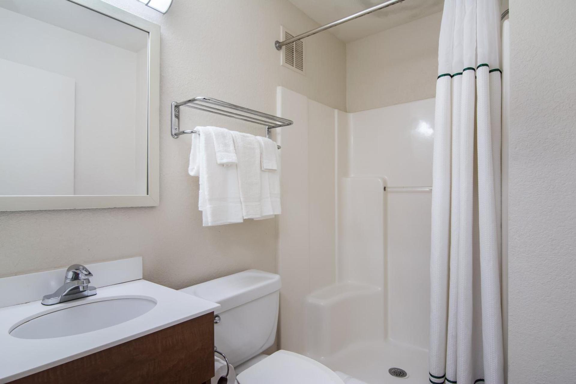 Suburban Studios Durham-Raleigh photo 24