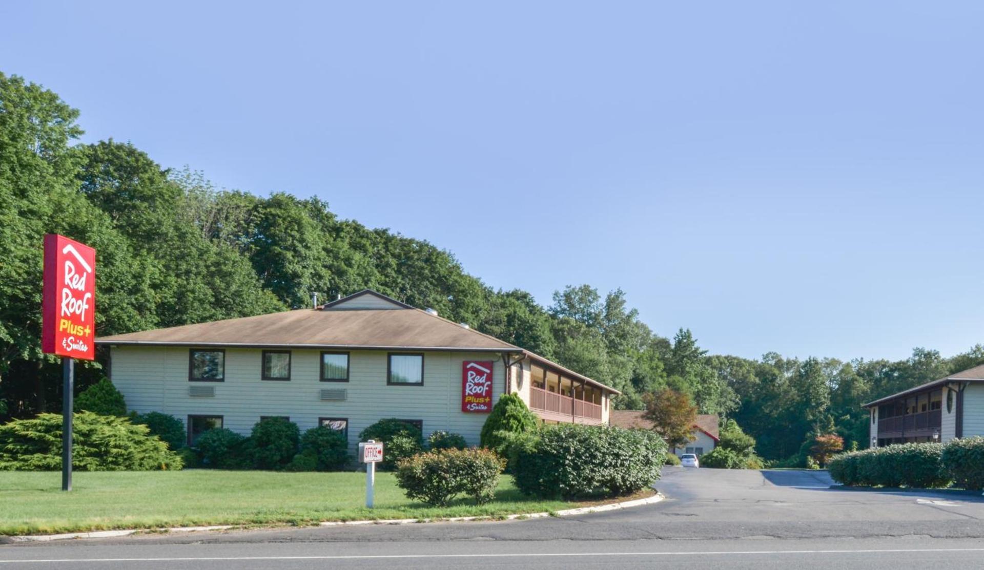 Red Roof Inn PLUS+ & Suites Guilford photo 1