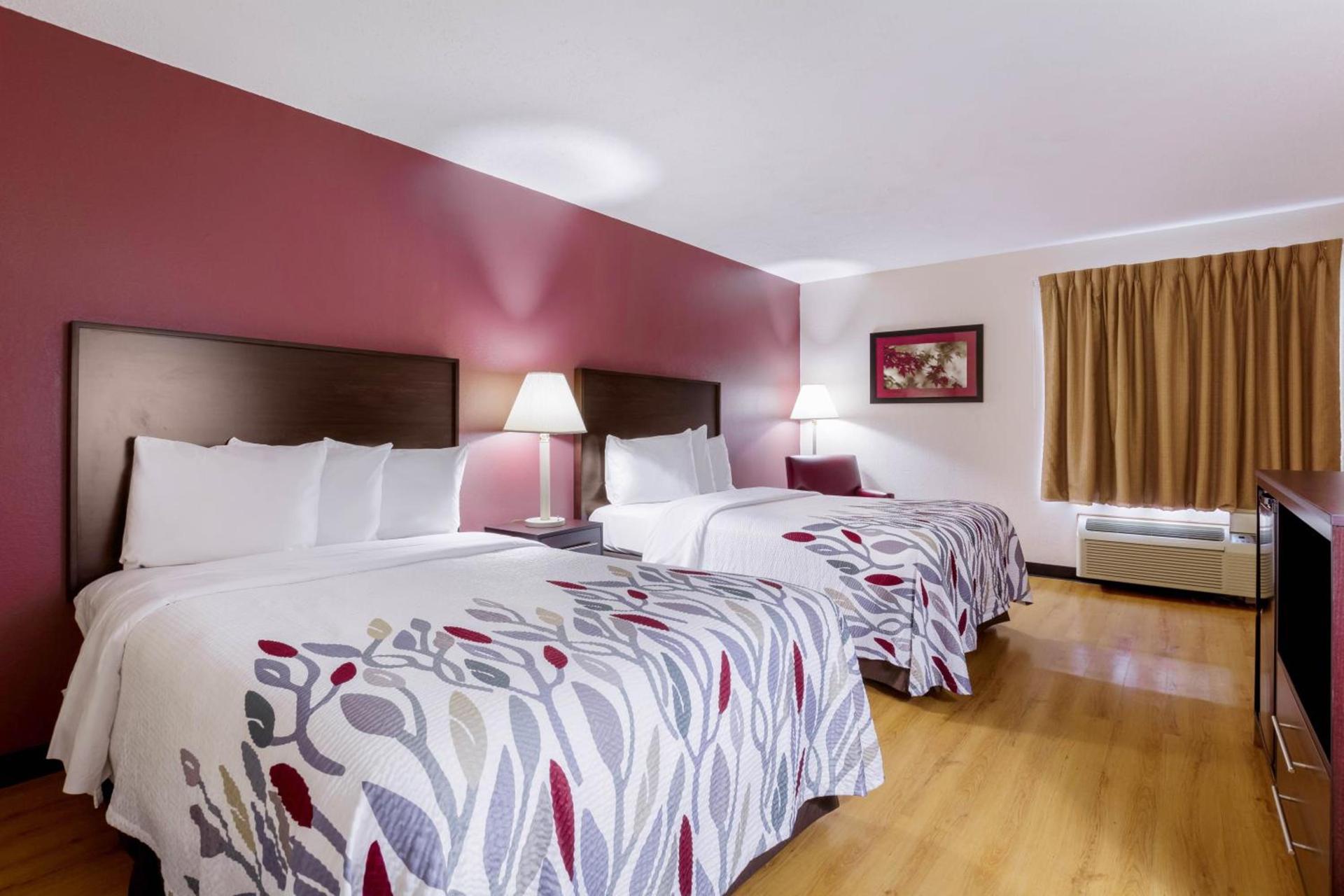 Red Roof Inn Carrollton photo 23