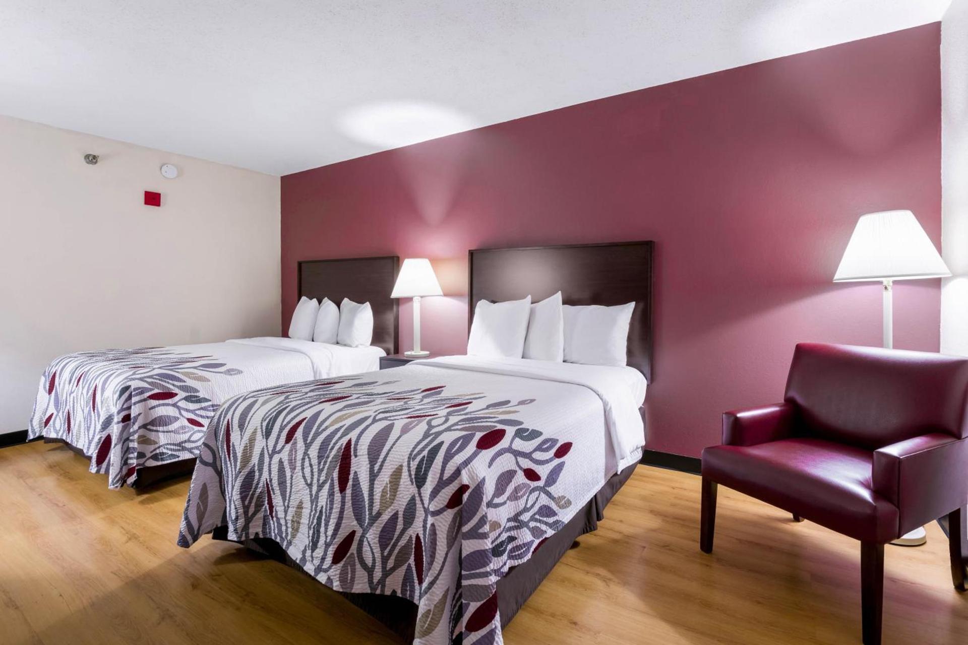Red Roof Inn Carrollton photo 24