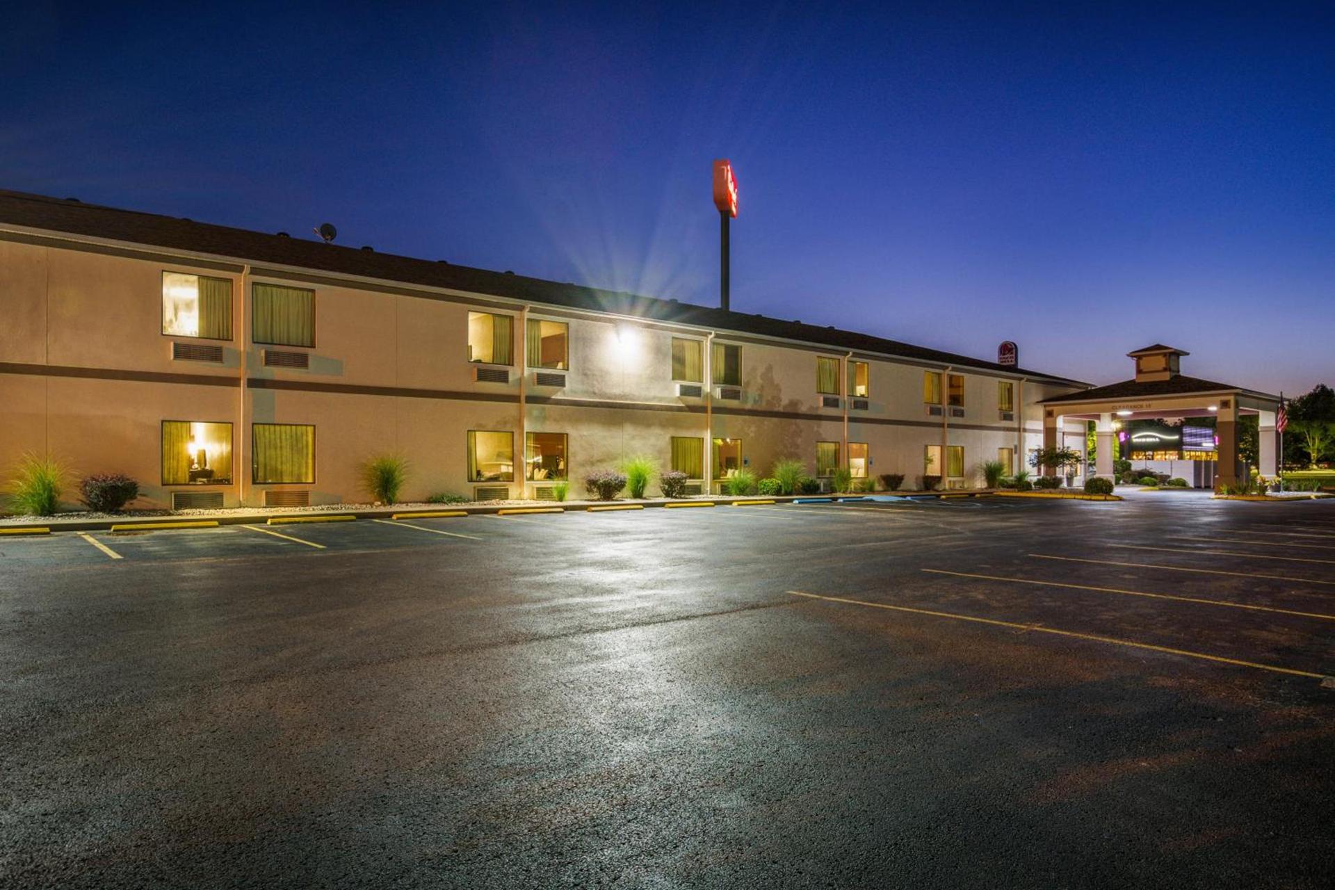 Red Roof Inn Carrollton photo 5