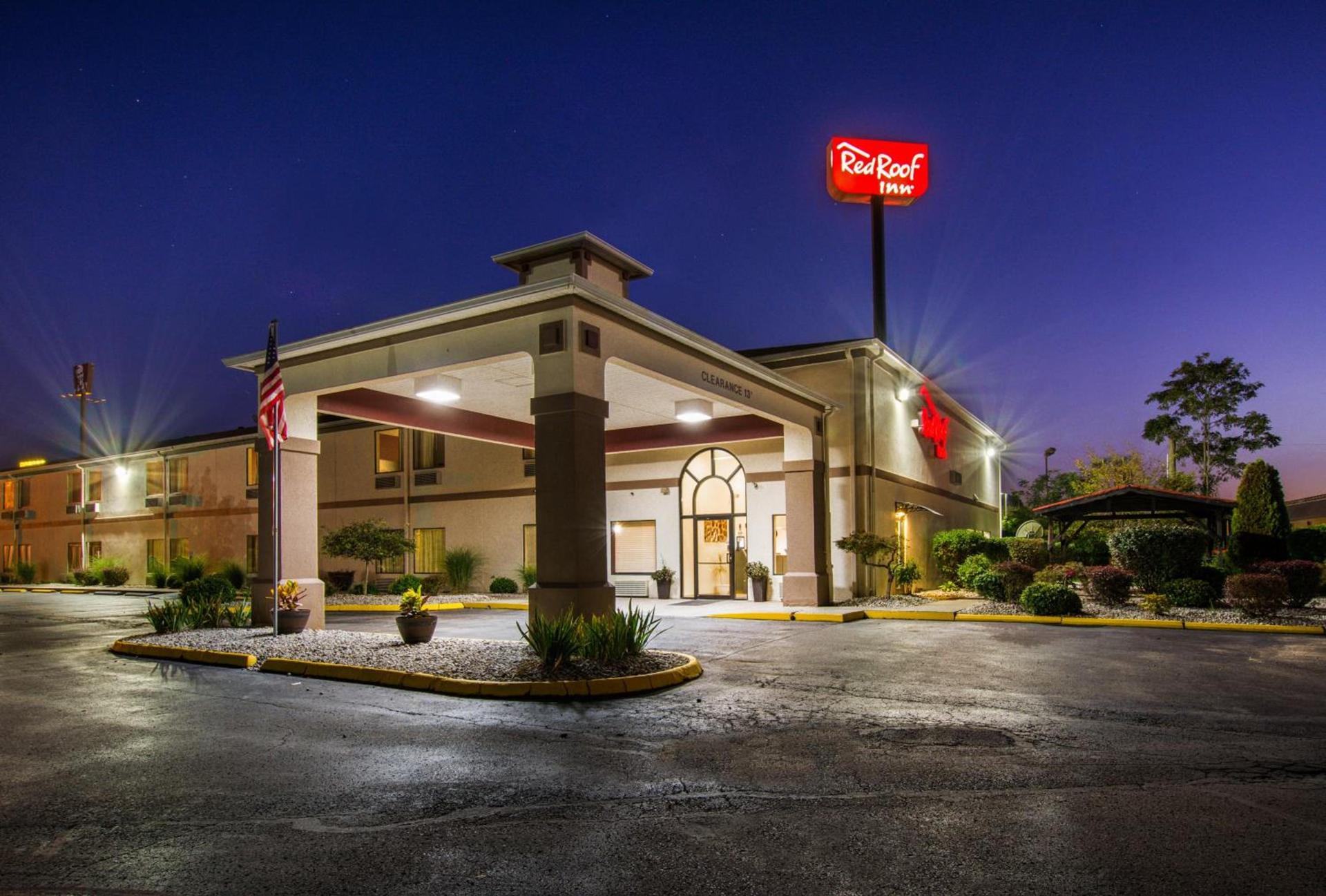 Red Roof Inn Carrollton photo 4