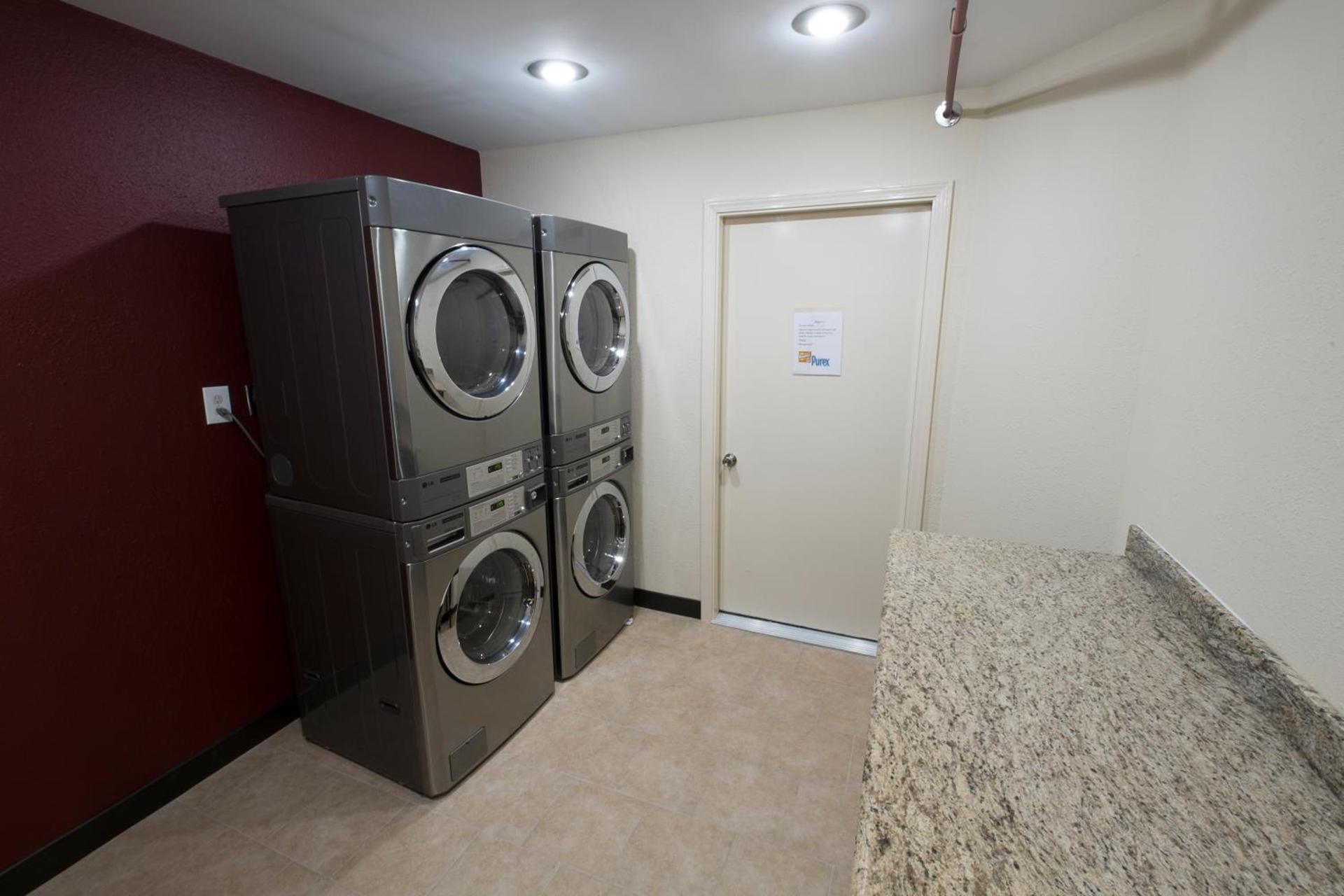 Red Roof Inn PLUS+ Houston - Energy Corridor photo 13