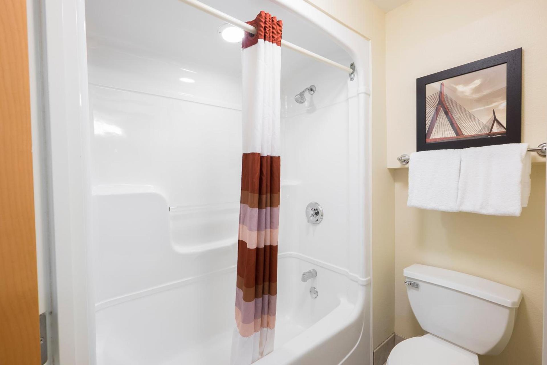 Red Roof Inn Raleigh Southwest - Cary photo 22