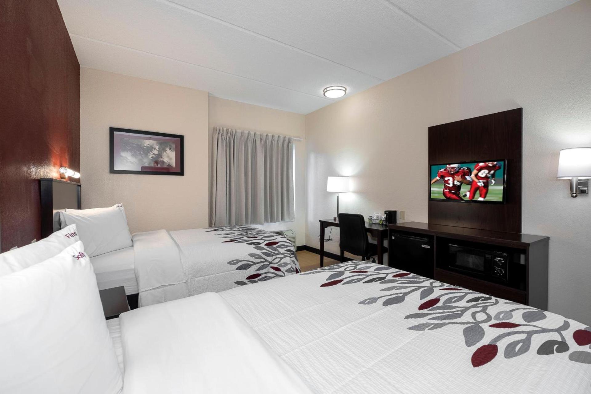 Red Roof Inn Raleigh Southwest - Cary photo 13