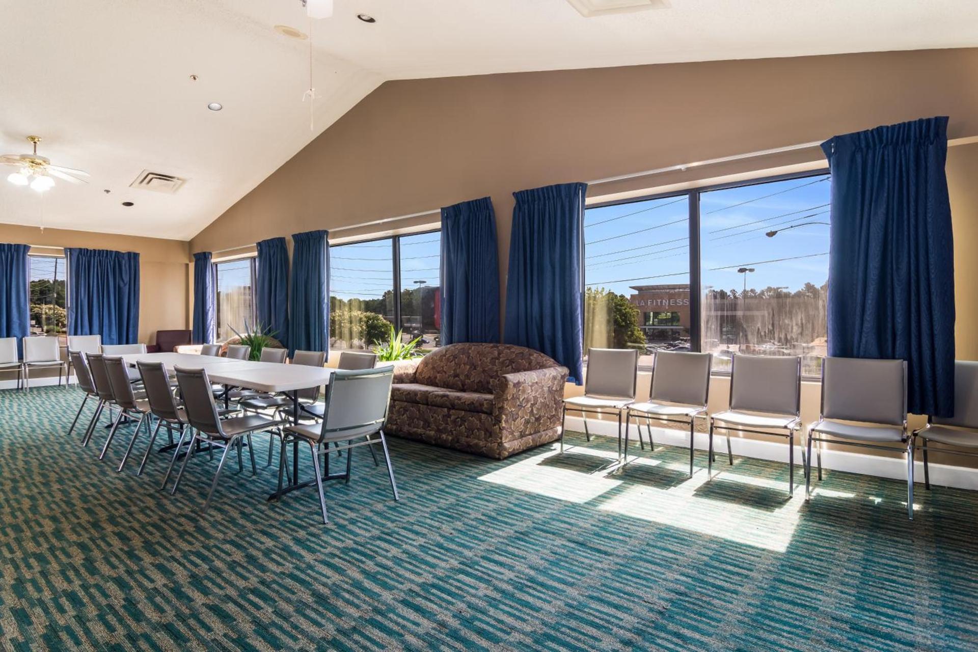 Red Roof Inn Atlanta - Kennesaw State University photo 13