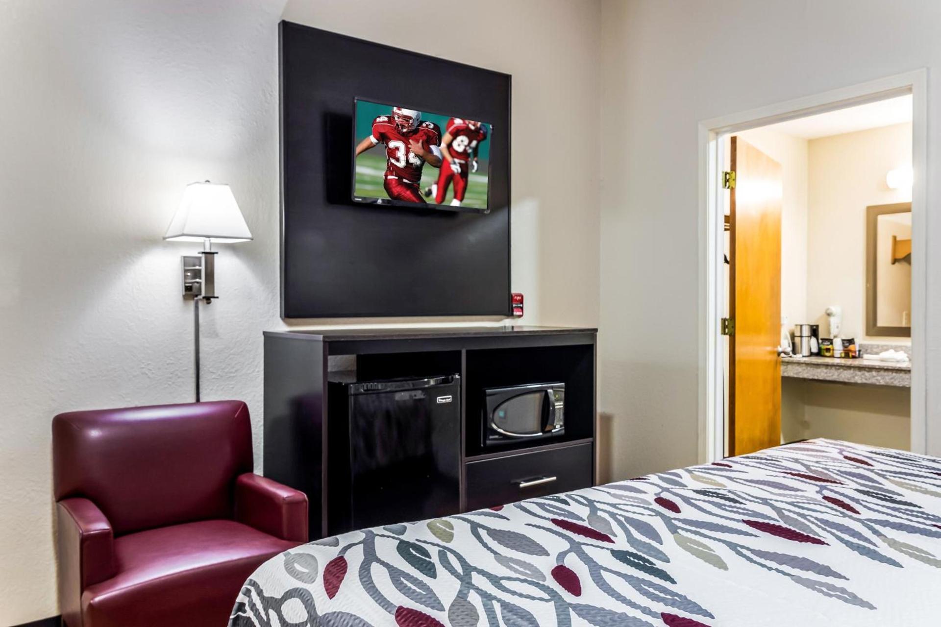 Red Roof Inn Atlanta - Kennesaw State University photo 27