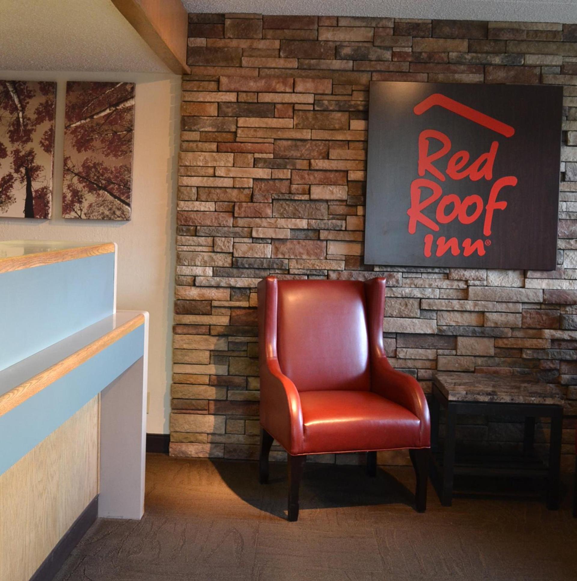 Red Roof Inn Benton Harbor - St. Joseph photo 3