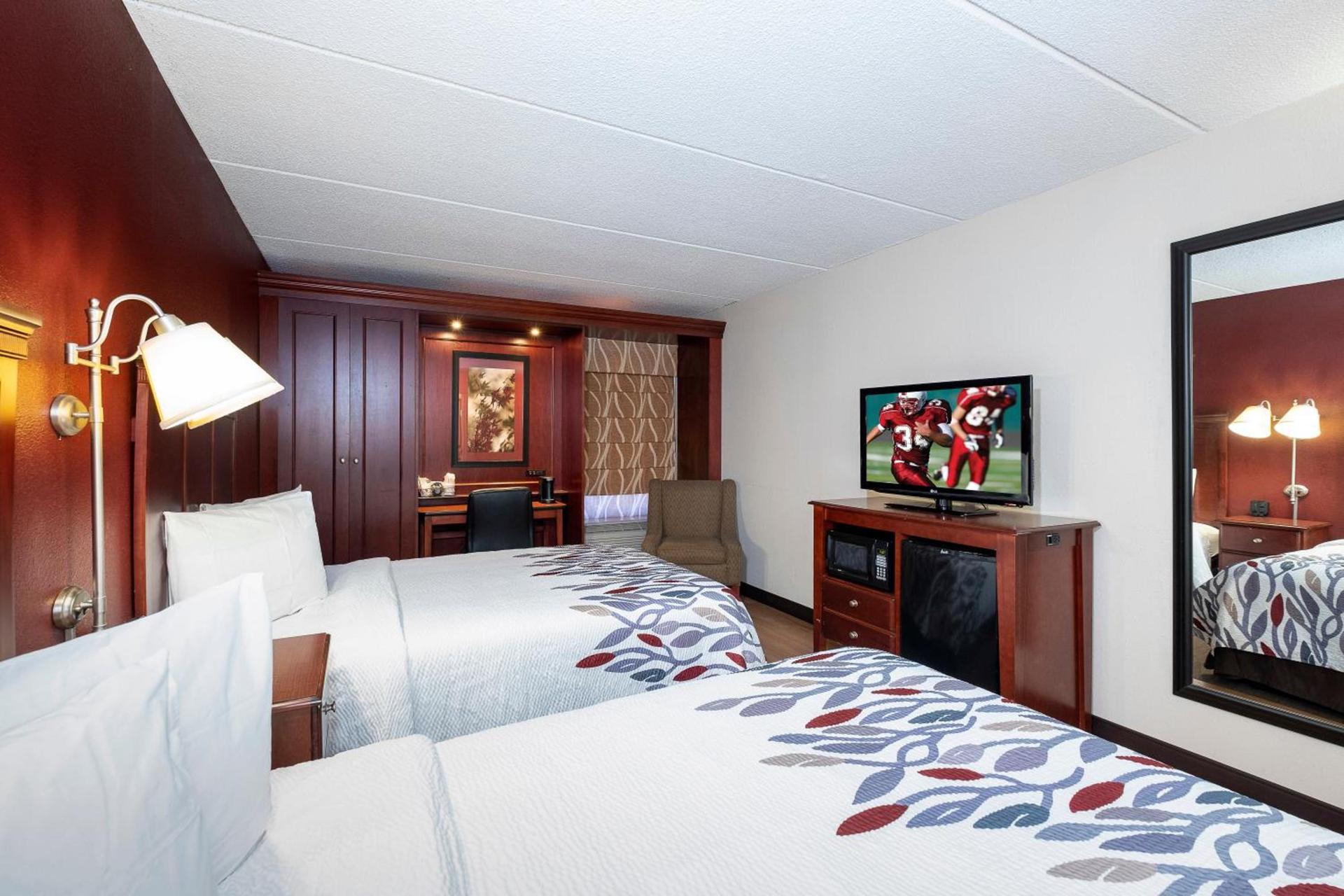 Red Roof Inn - Meriden - CT photo 20