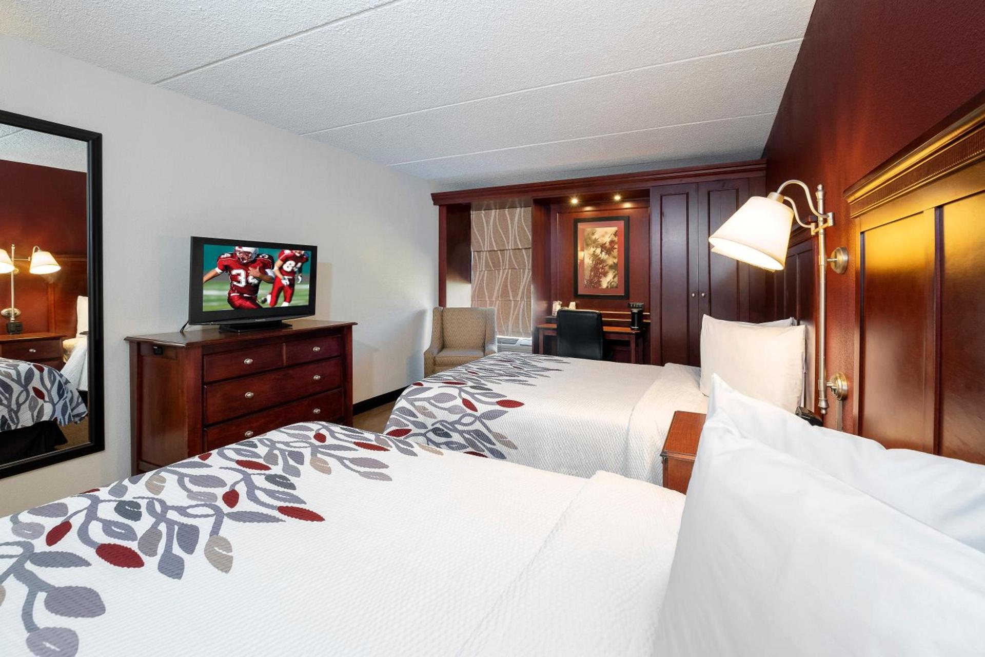 Red Roof Inn - Meriden - CT photo 22