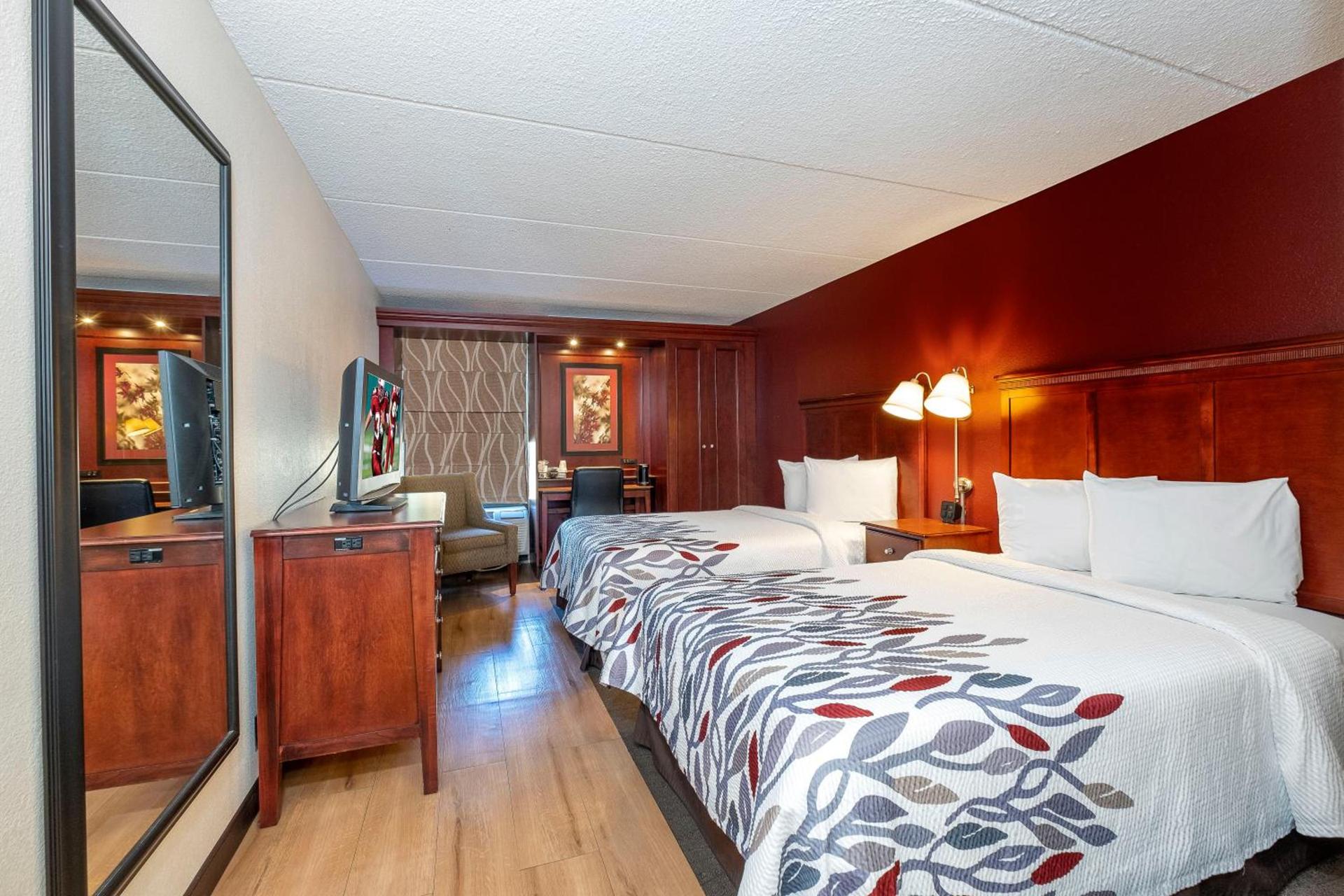 Red Roof Inn - Meriden - CT photo 21