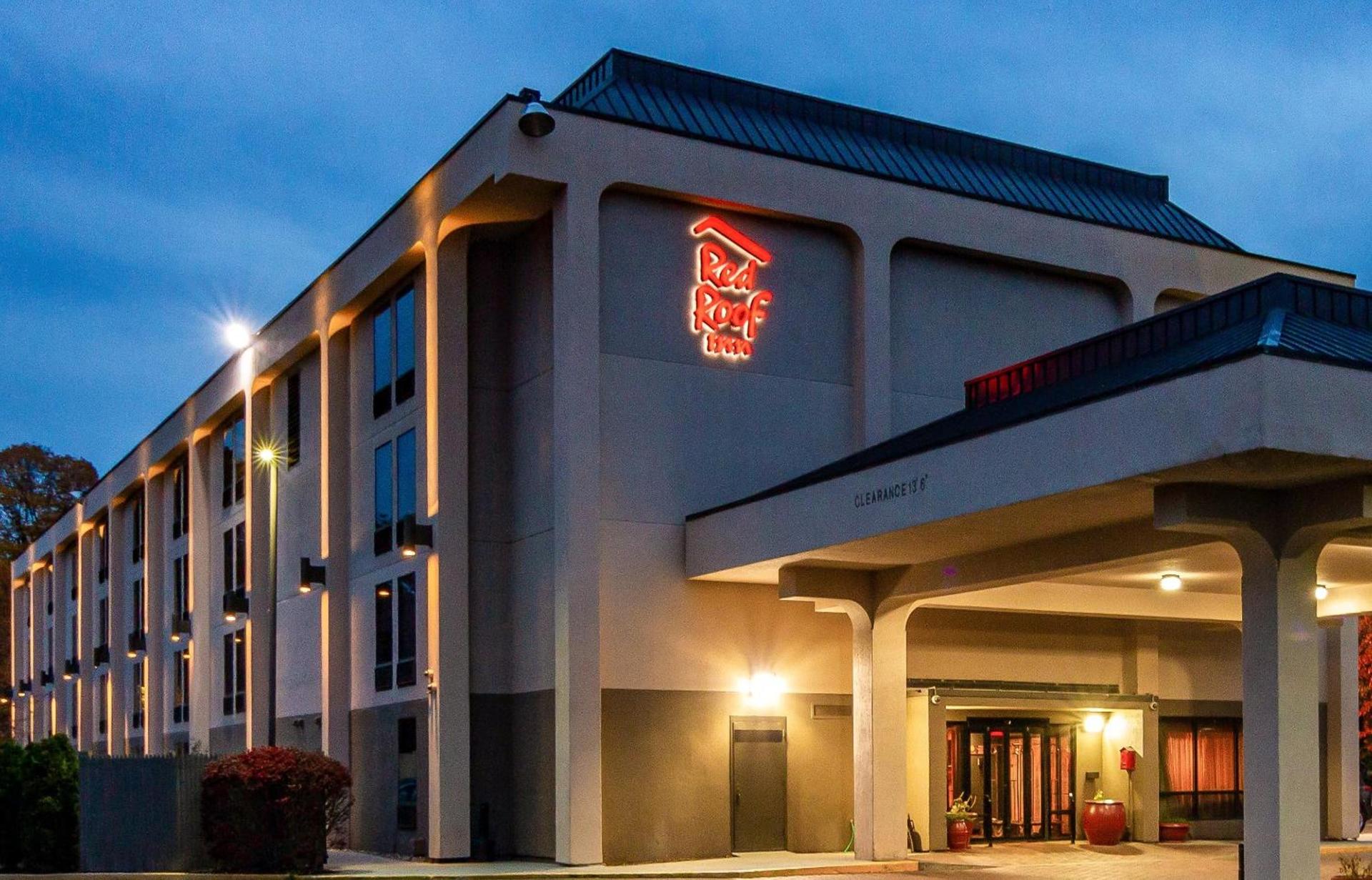 Red Roof Inn - Meriden - CT photo 3