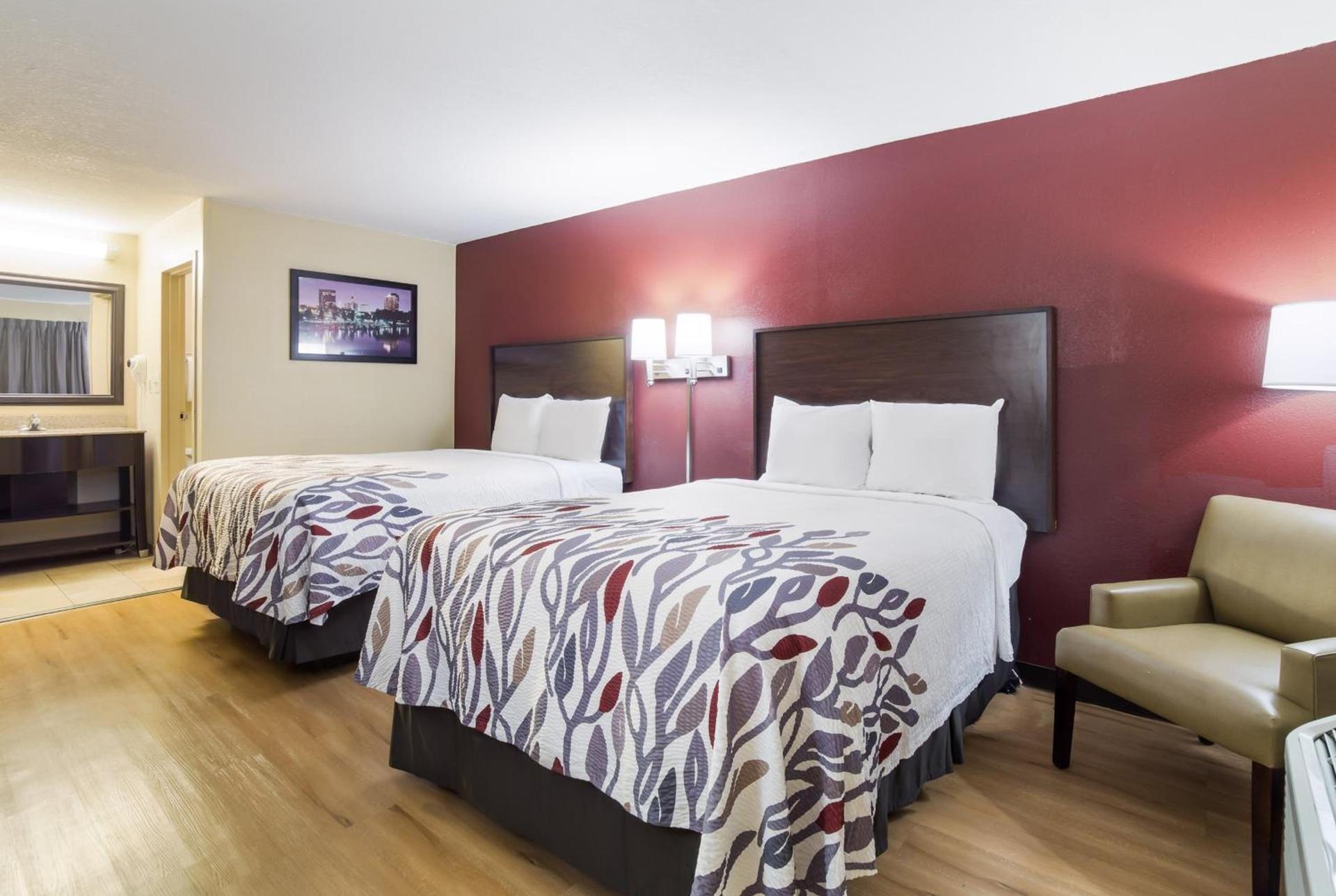 Red Roof Inn Augusta – Washington Road photo 13
