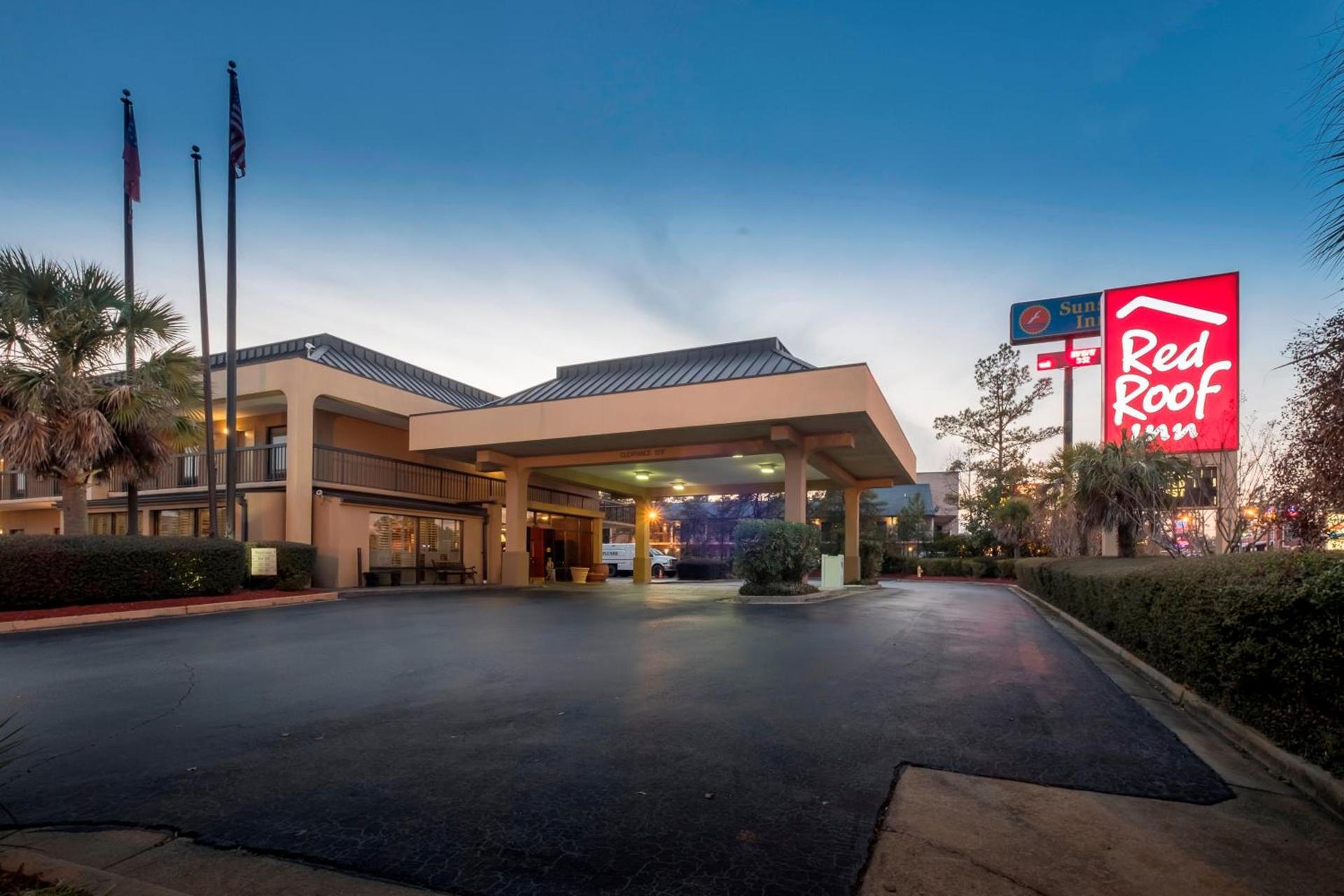 Red Roof Inn Augusta – Washington Road photo 5