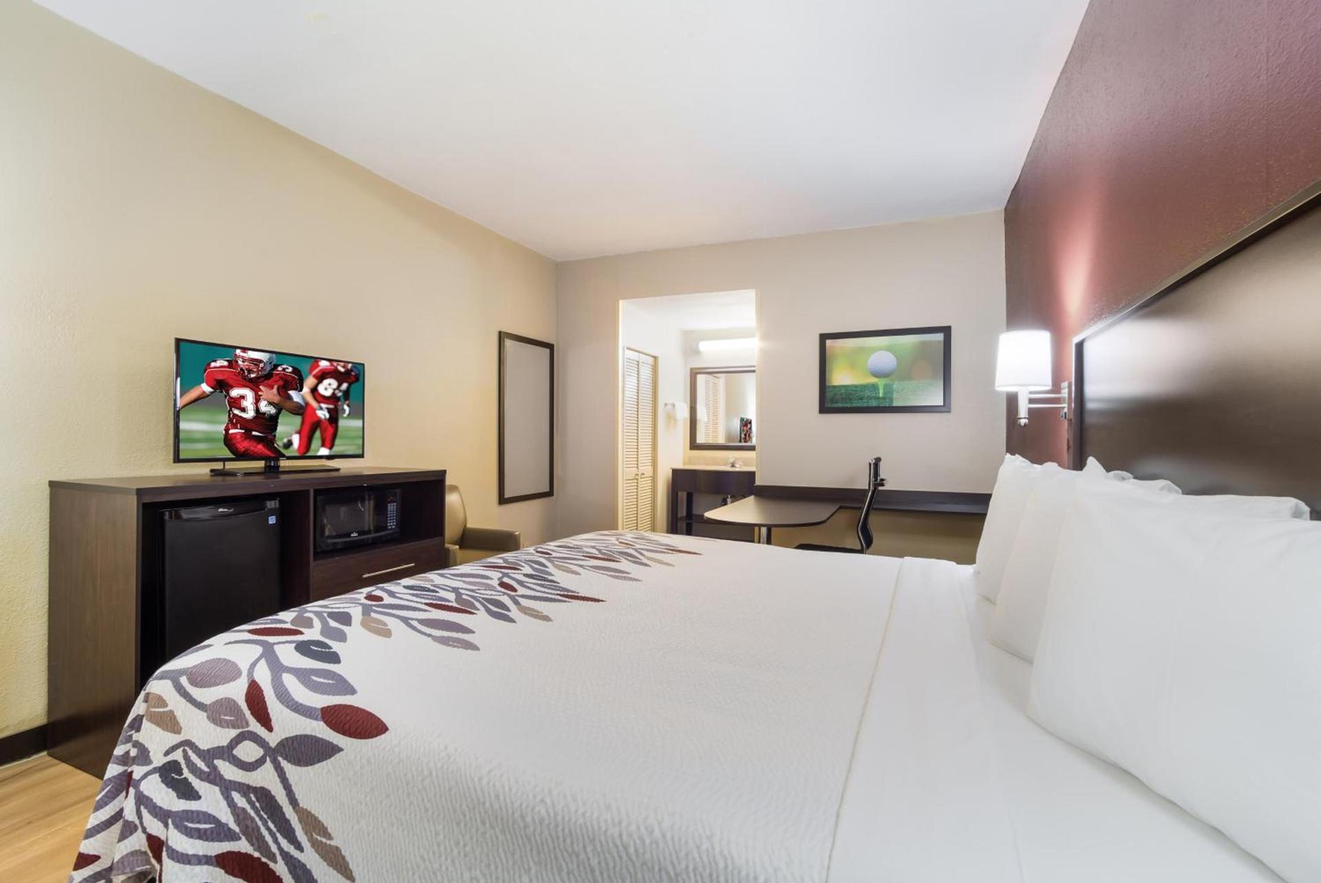 Red Roof Inn Augusta – Washington Road photo 18