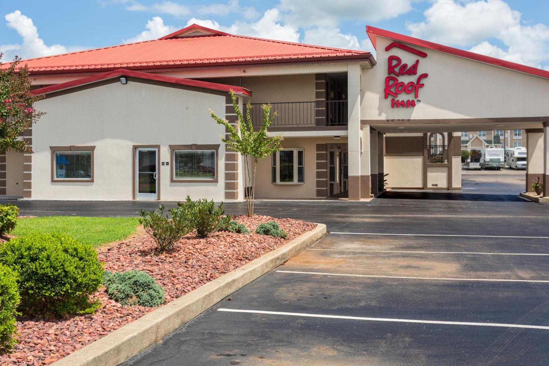 Red Roof Inn Bowling Green photo 5
