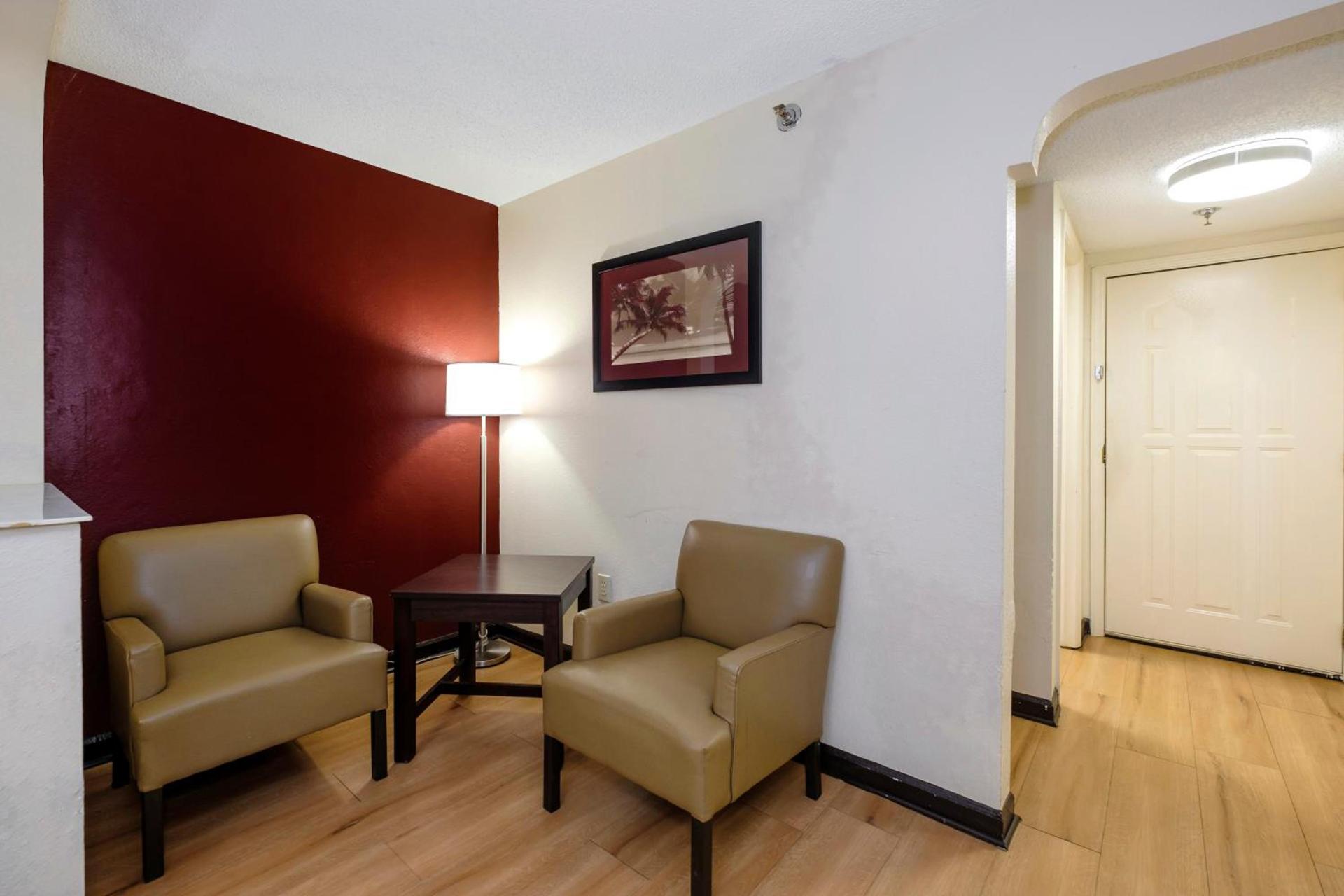 Red Roof Inn PLUS+ & Suites Opelika photo 42