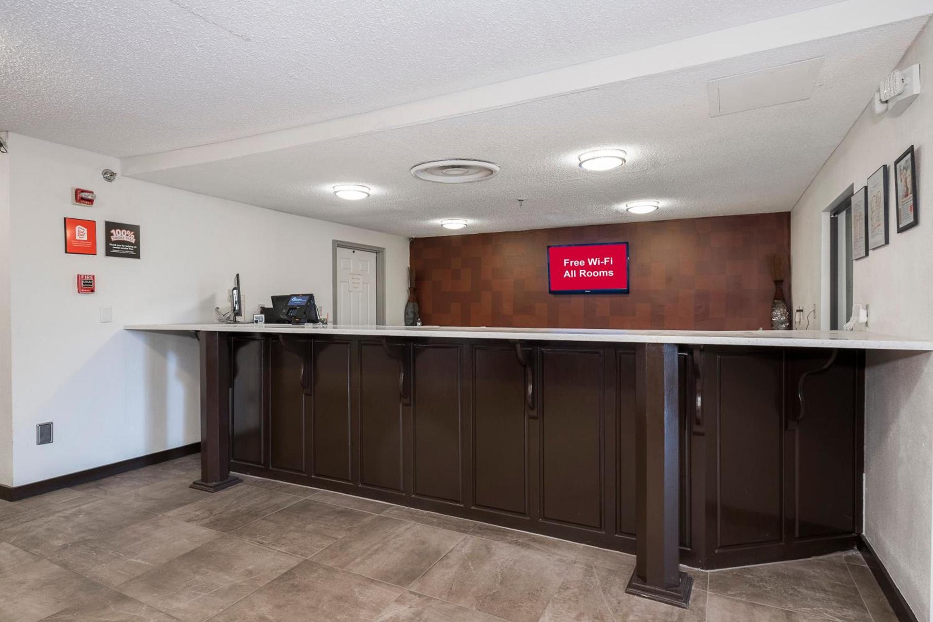 Red Roof Inn PLUS+ & Suites Opelika photo 8