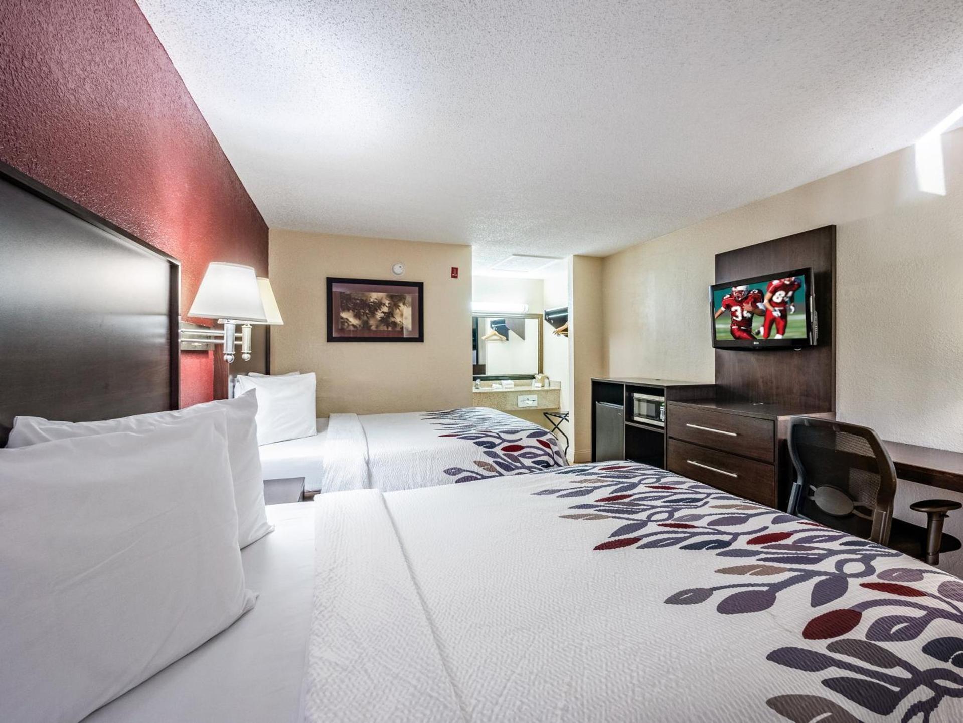 Red Roof Inn Orlando South - Florida Mall photo 19