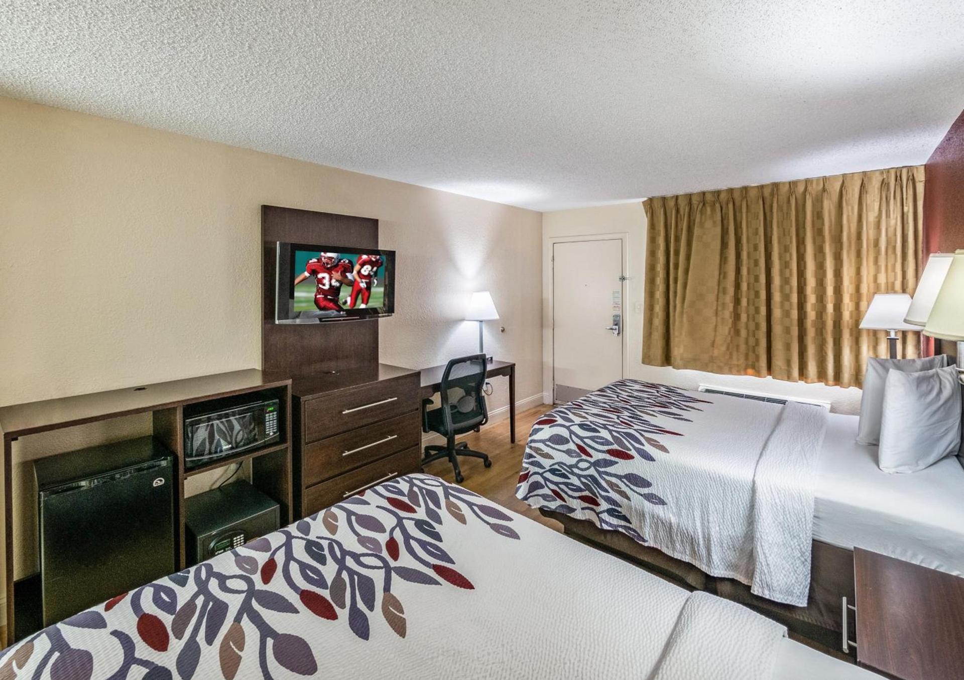 Red Roof Inn Orlando South - Florida Mall photo 22
