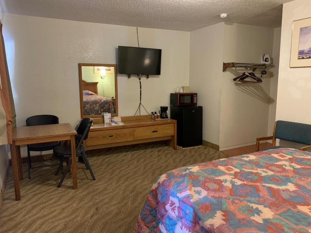 Western Motel photo 13