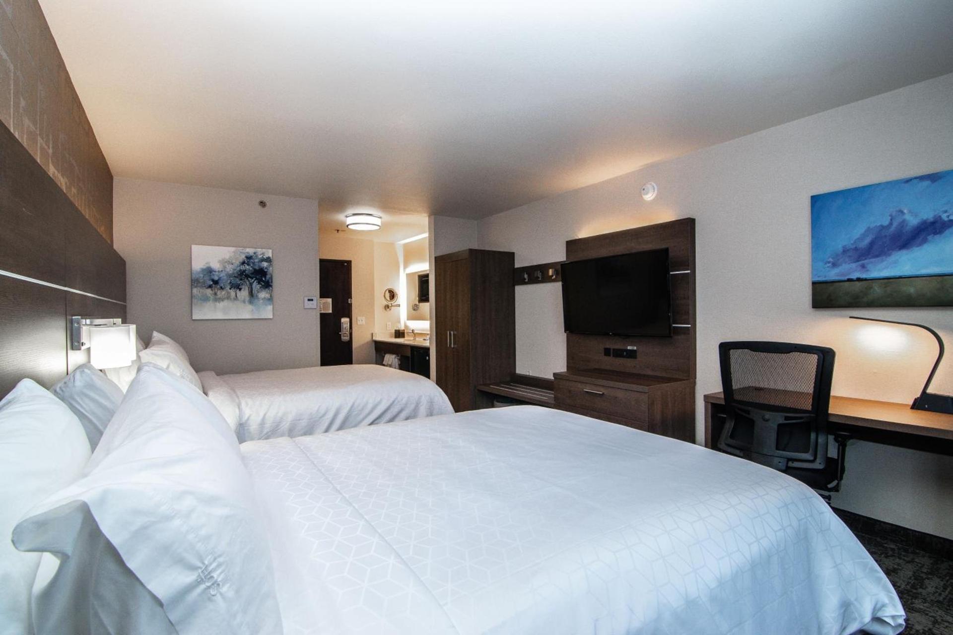 Holiday Inn Express Spokane-Downtown by IHG photo 7