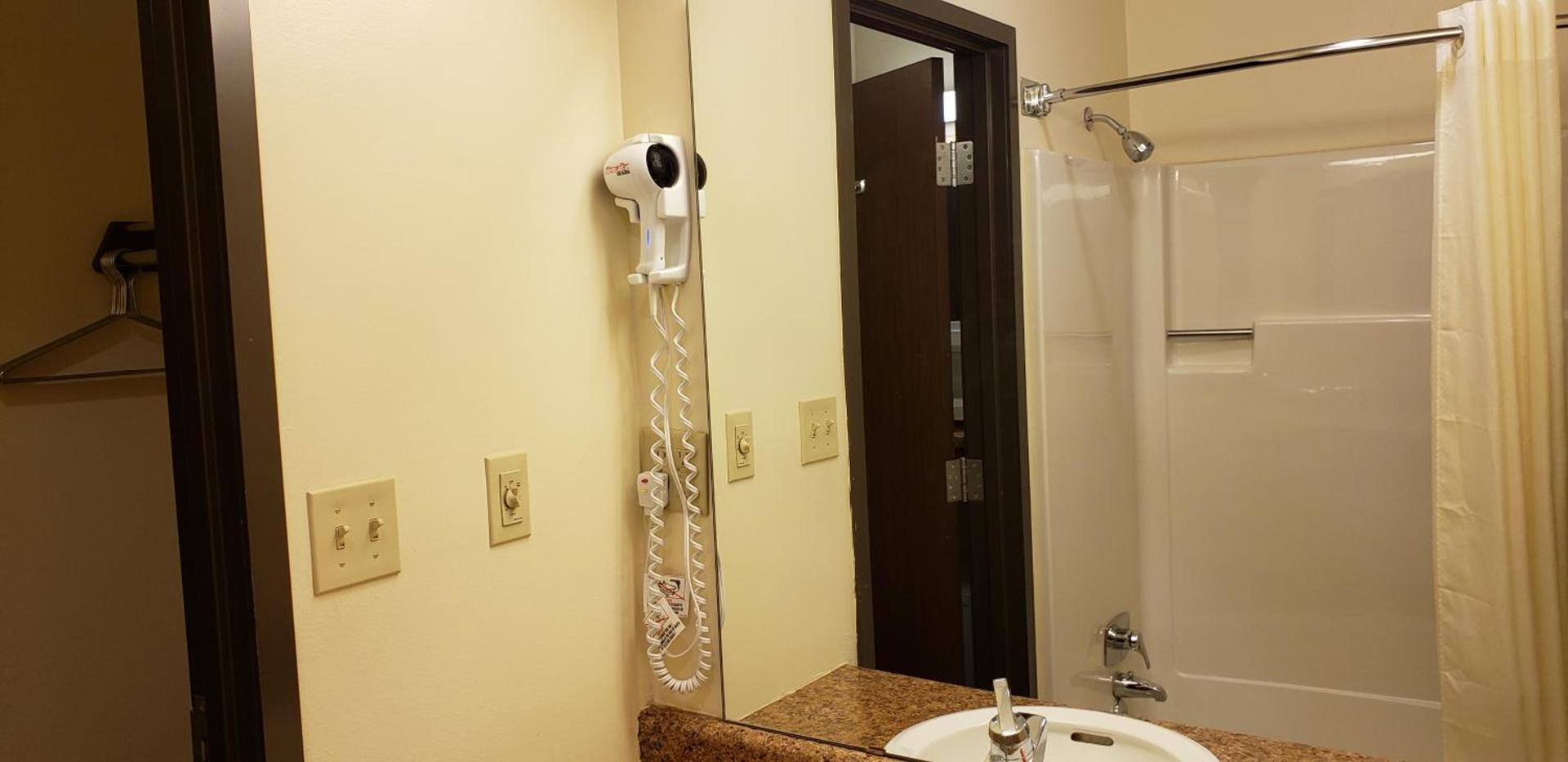 Family Budget Inn photo 6
